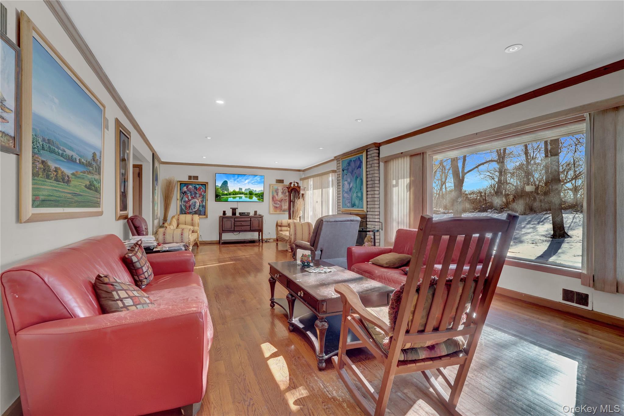 #8 photo, 140 Long Drive, Hempstead , NY 11550