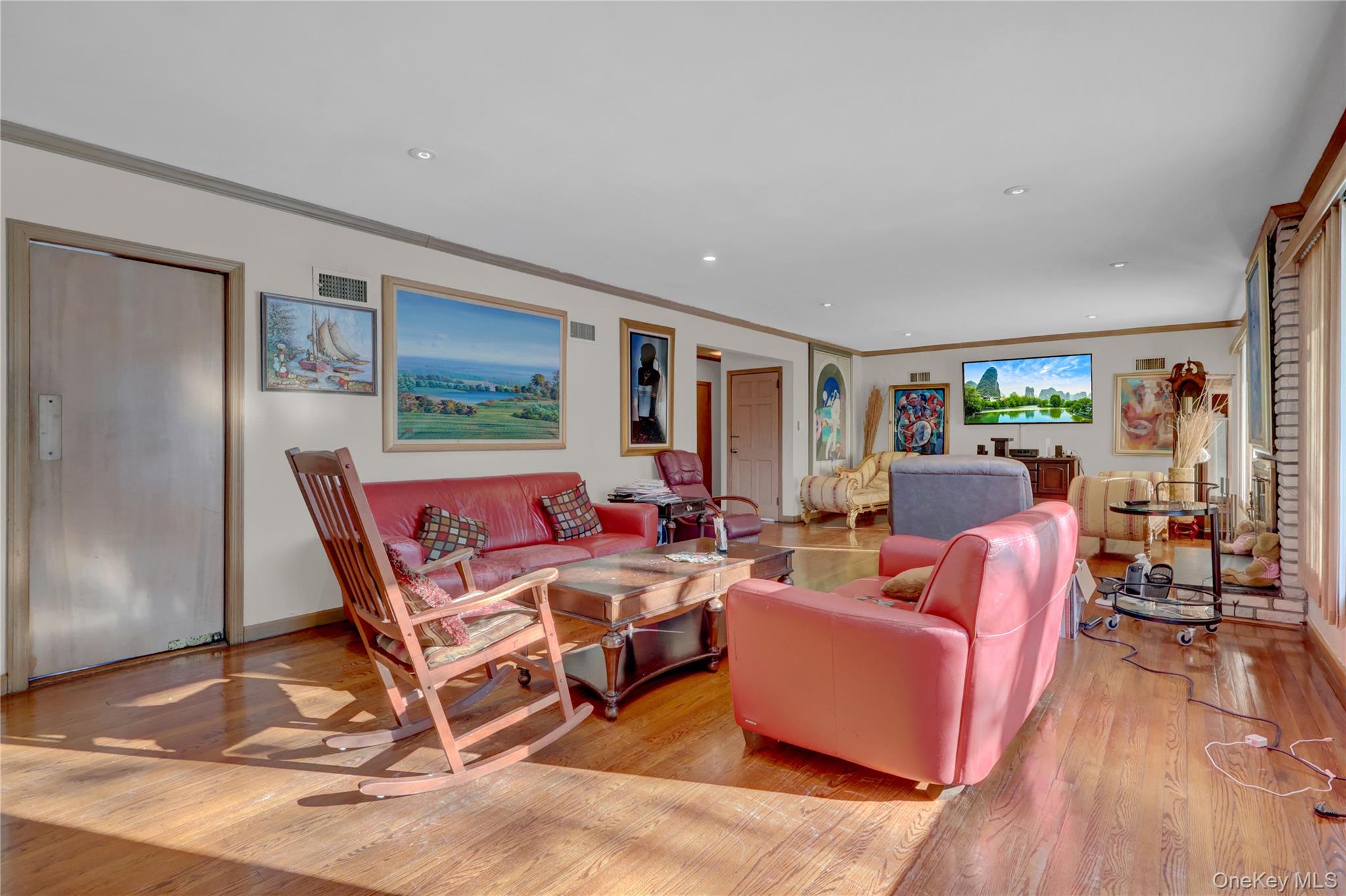 #9 photo, 140 Long Drive, Hempstead , NY 11550