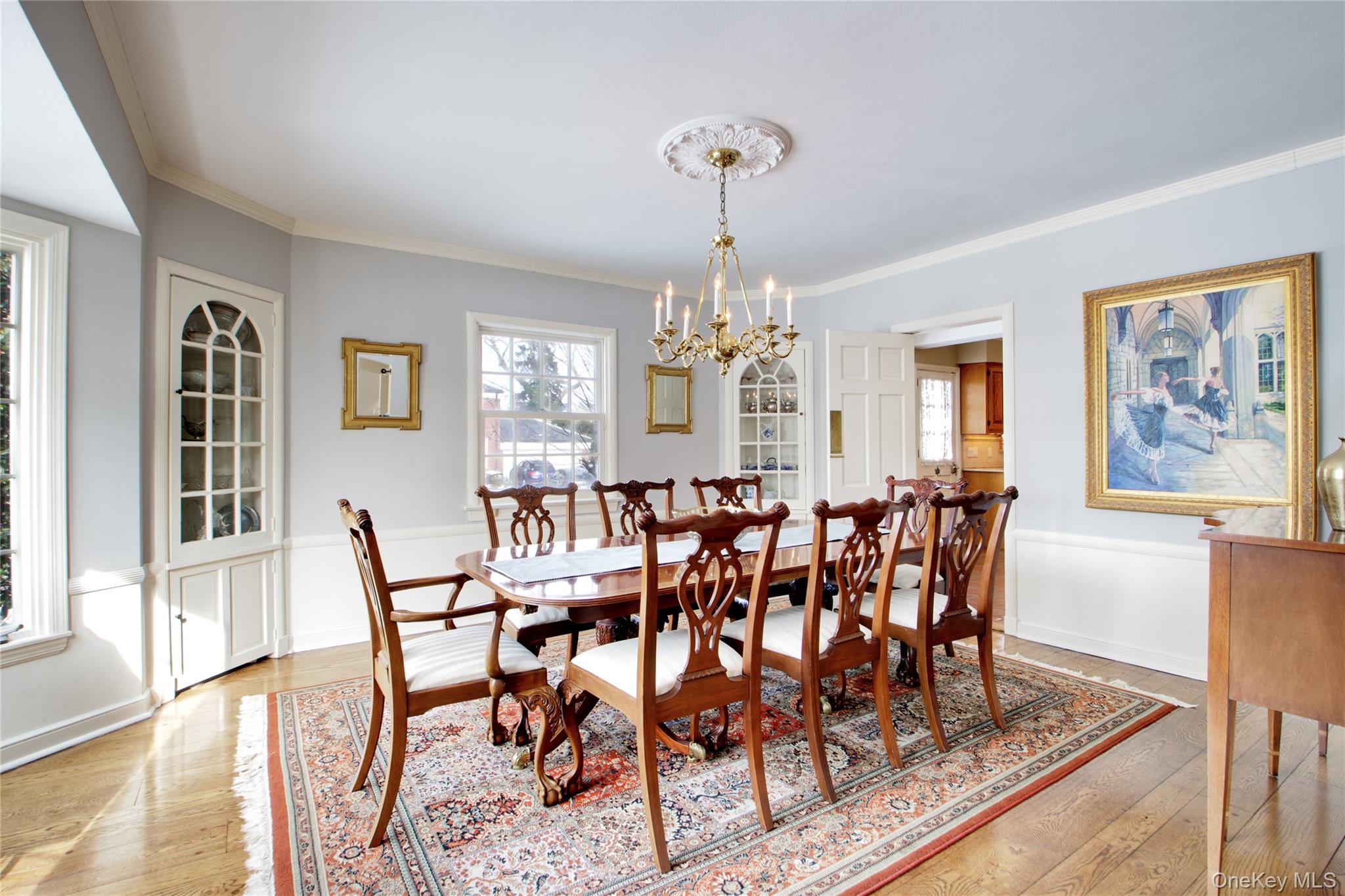 #10 photo, 32 Barnard Place, Manhasset , NY 11030