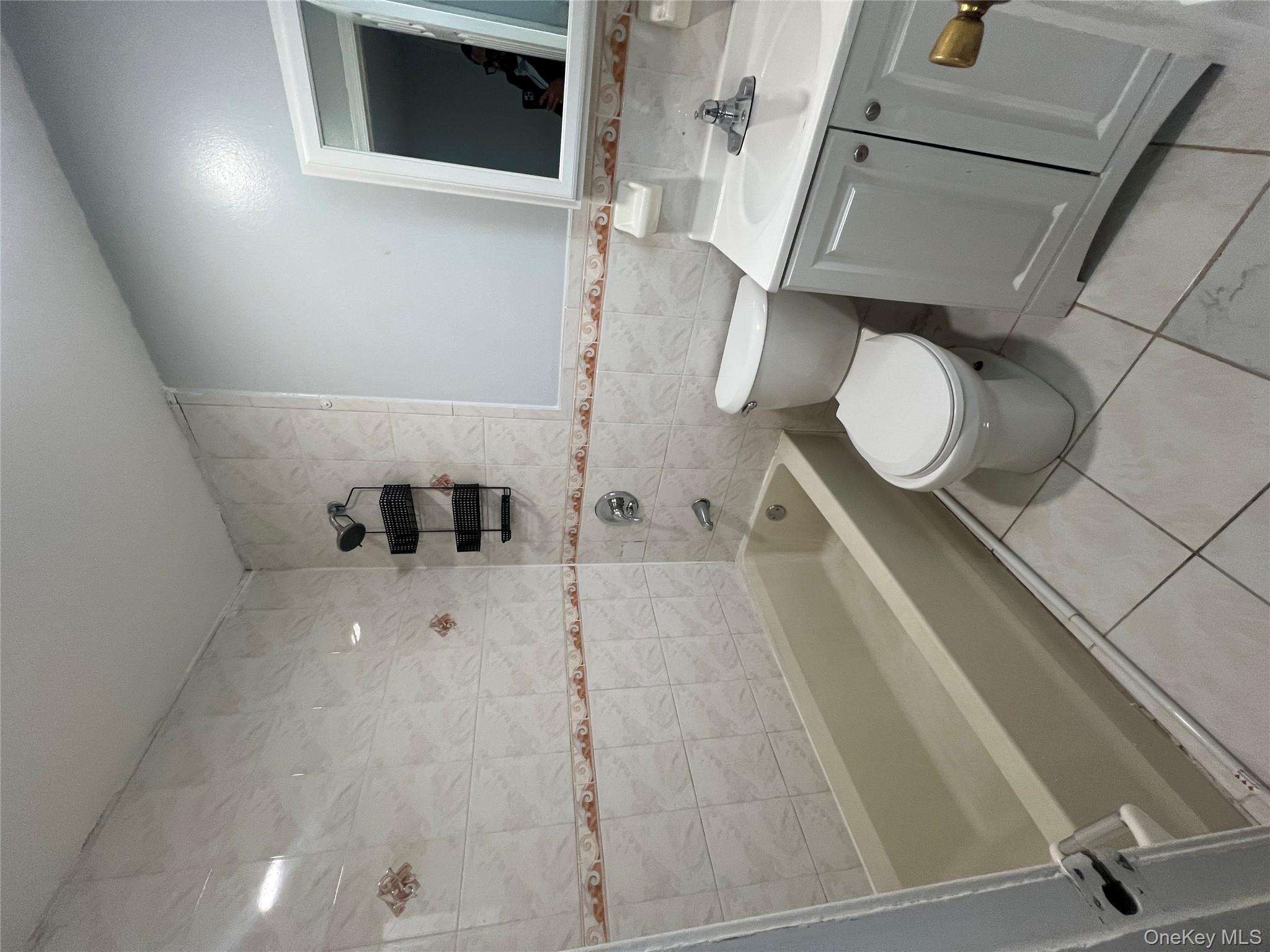 #18 photo, 18011 146th Avenue, Jamaica , NY 11434