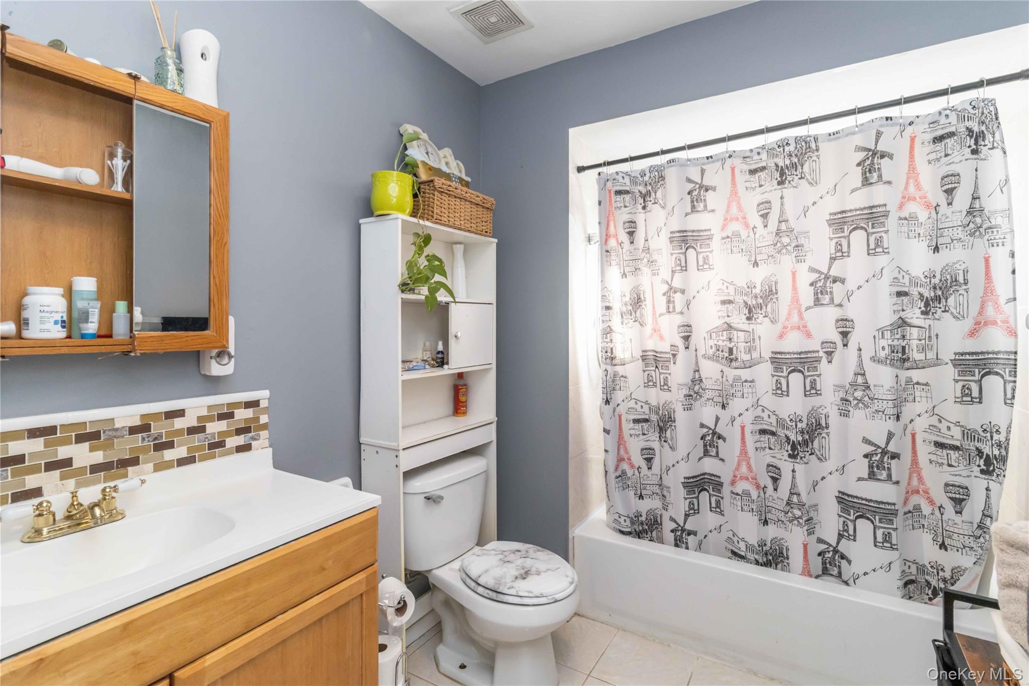 #18 photo, 25 South Street, Staten Island , NY 10310