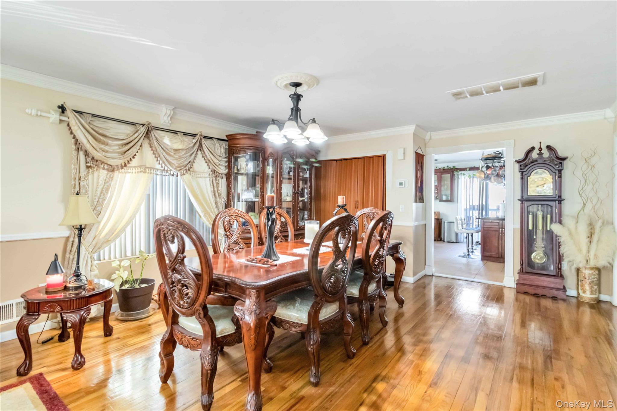 #7 photo, 25 South Street, Staten Island , NY 10310