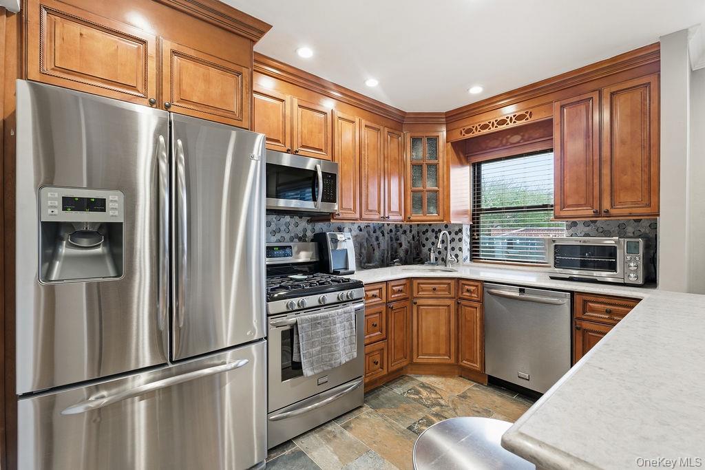 #5 photo, 155-24 81st Street, Howard Beach , NY 11414