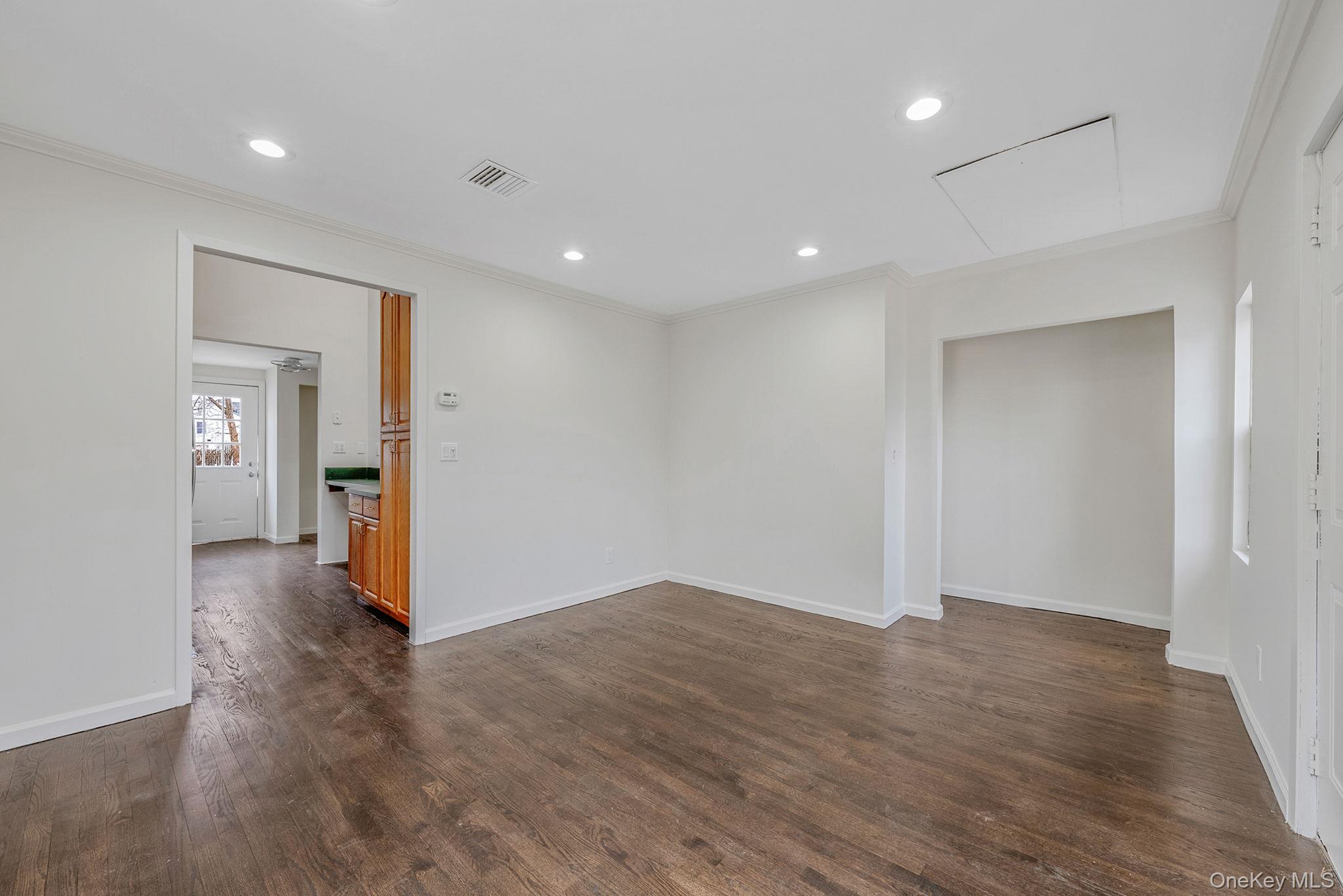 #6 photo, 3014 Western Boulevard, Baldwin , NY 11510