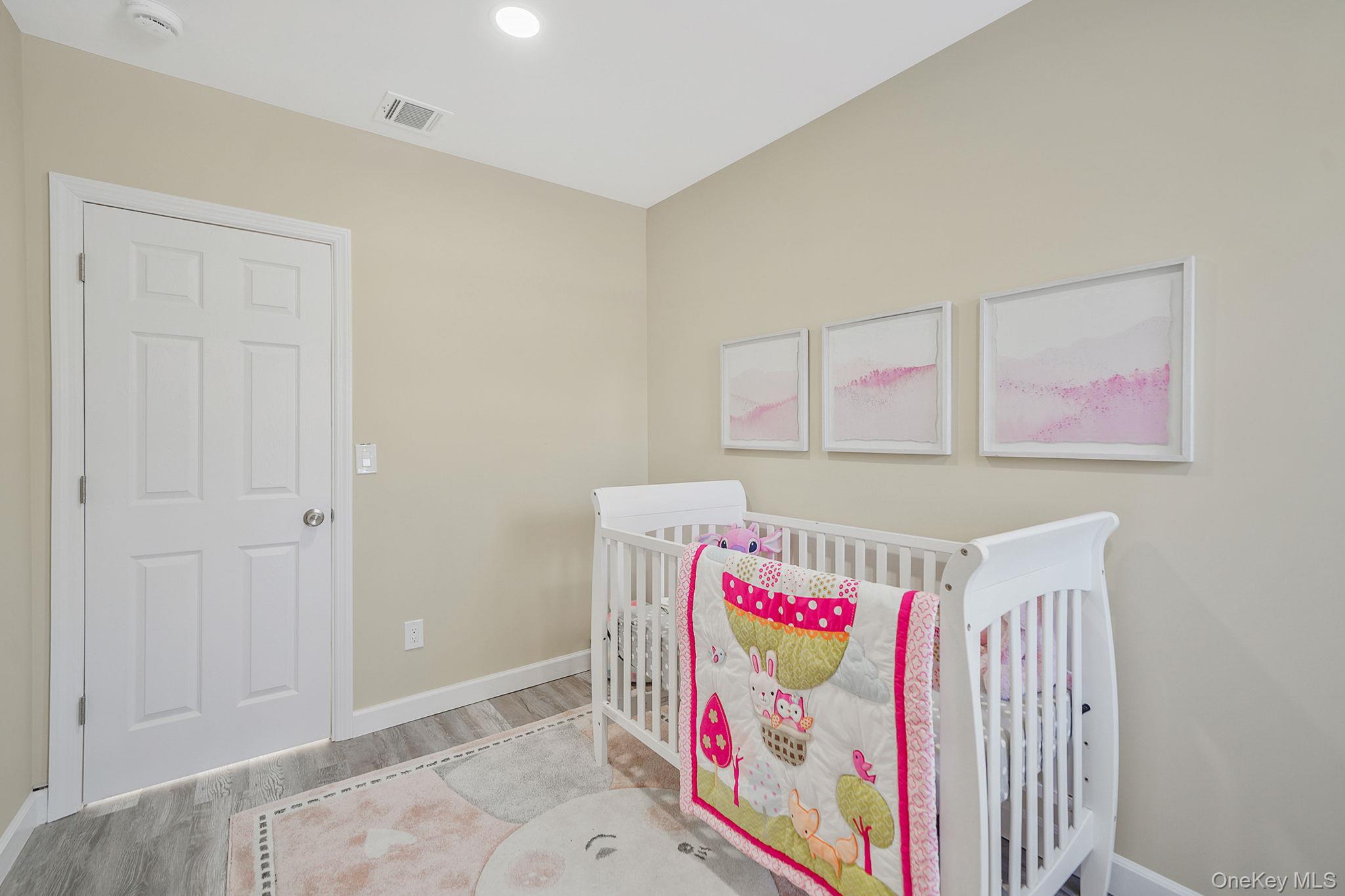 #10 photo, 96 Toomey Road, West Islip , NY 11795