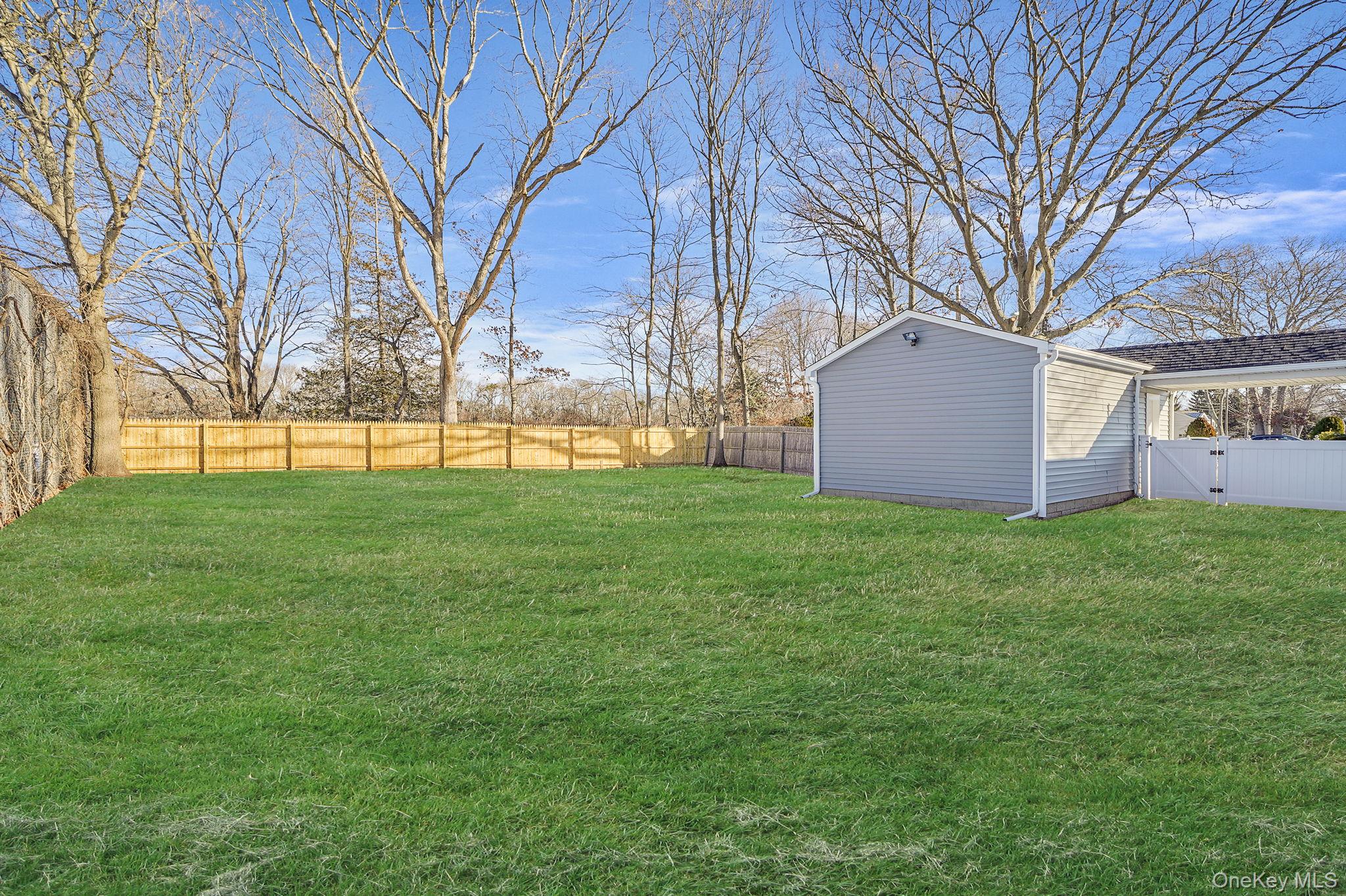 #18 photo, 96 Toomey Road, West Islip , NY 11795