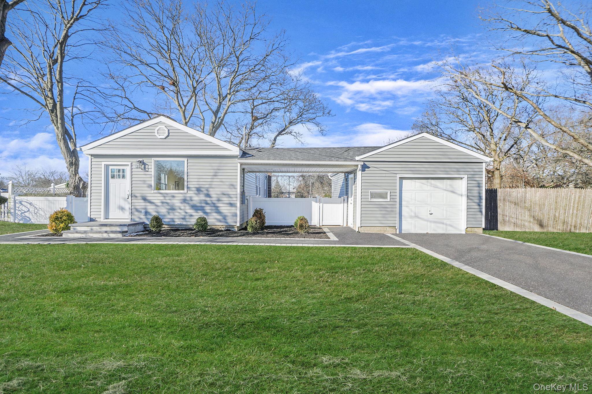 #2 photo, 96 Toomey Road, West Islip , NY 11795