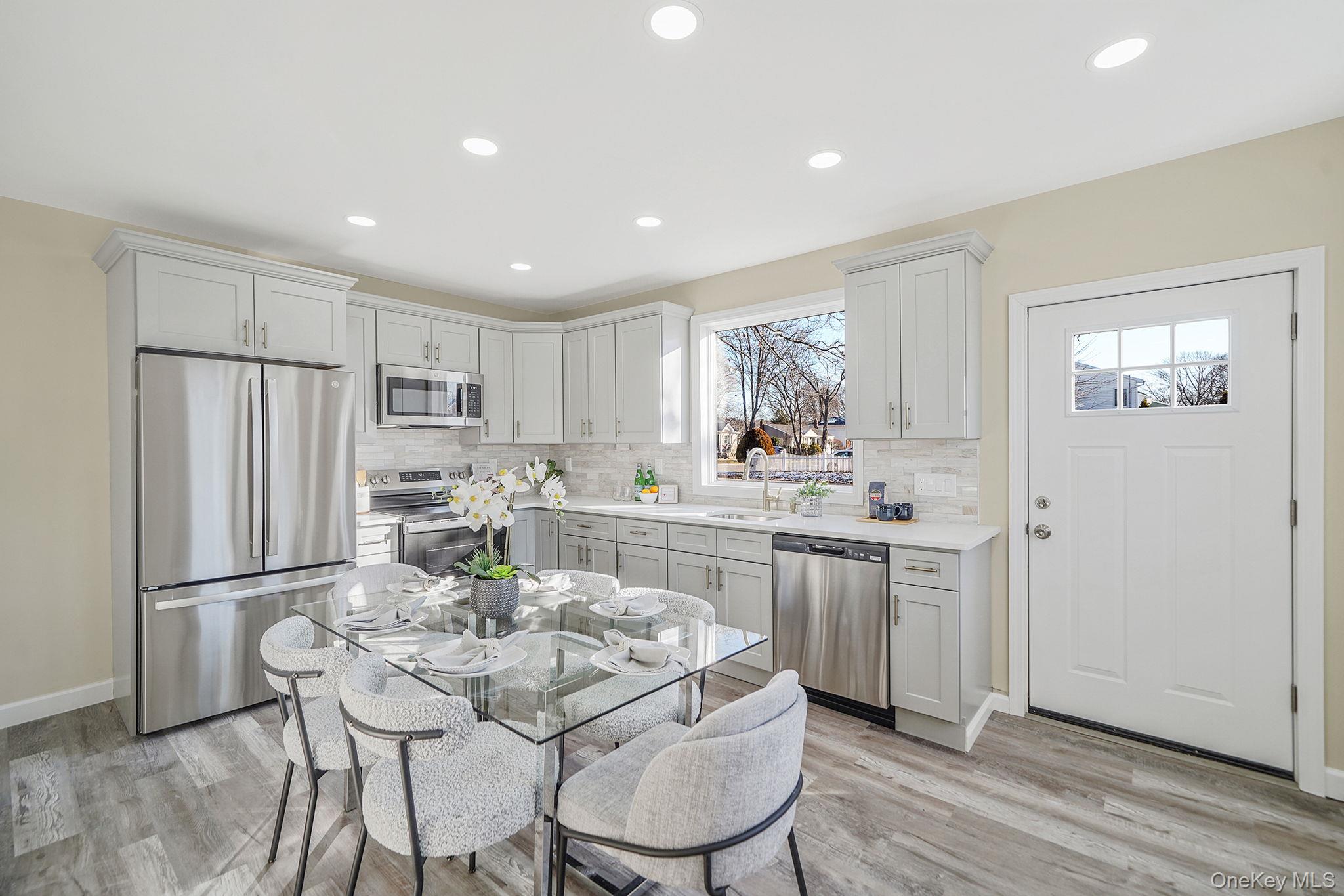 #6 photo, 96 Toomey Road, West Islip , NY 11795