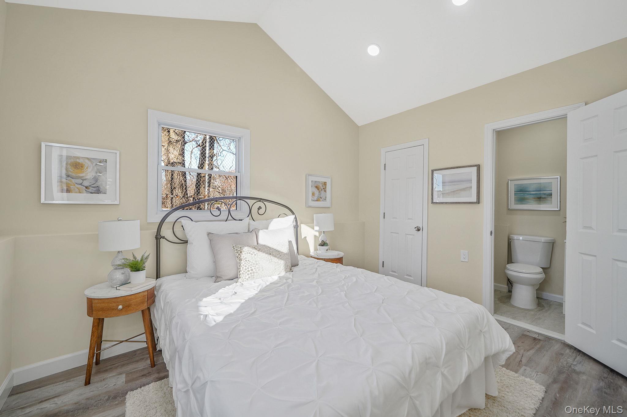 #8 photo, 96 Toomey Road, West Islip , NY 11795