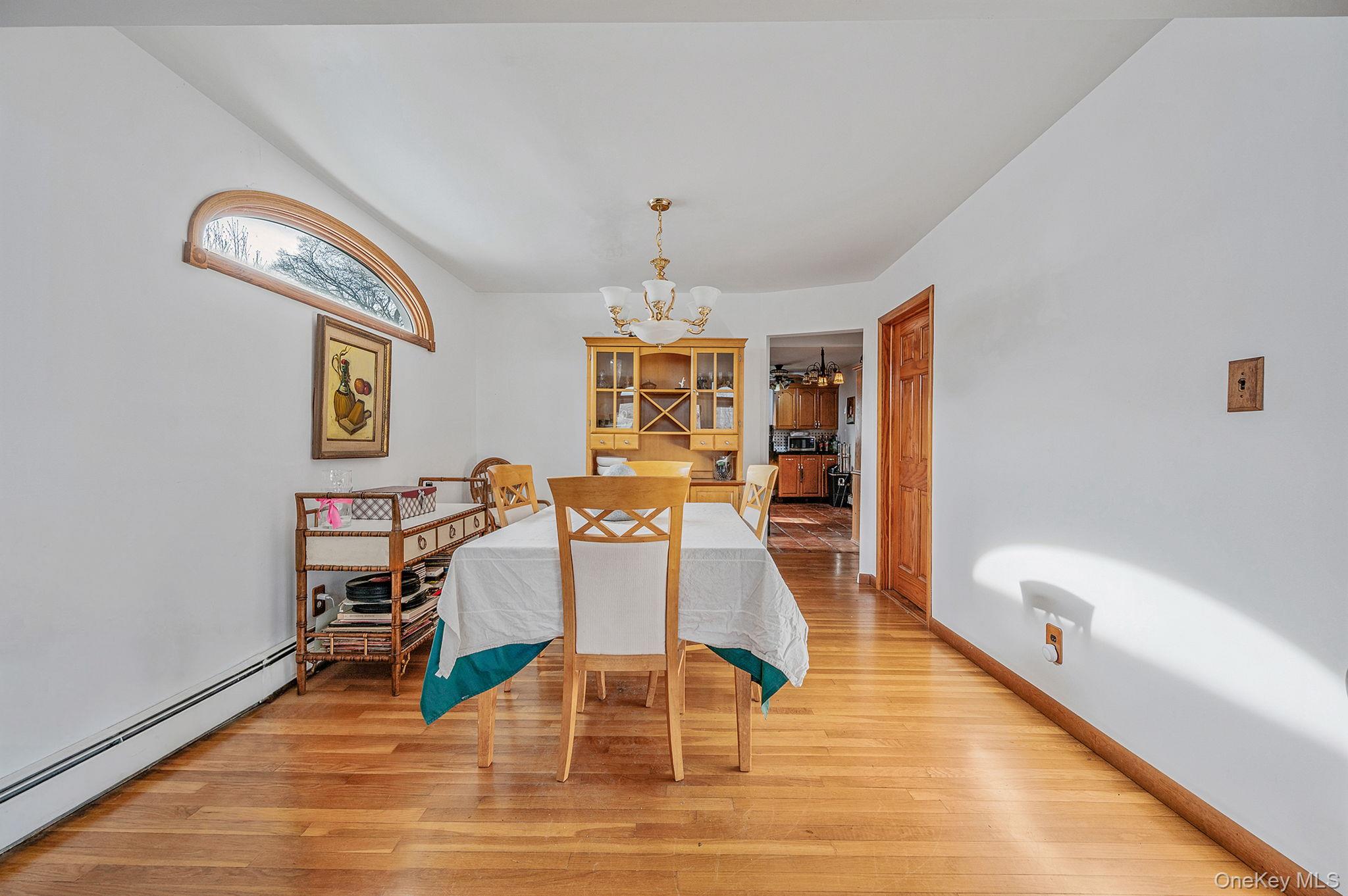 #14 photo, 53 Hewitt Boulevard, Center Moriches , NY 11934