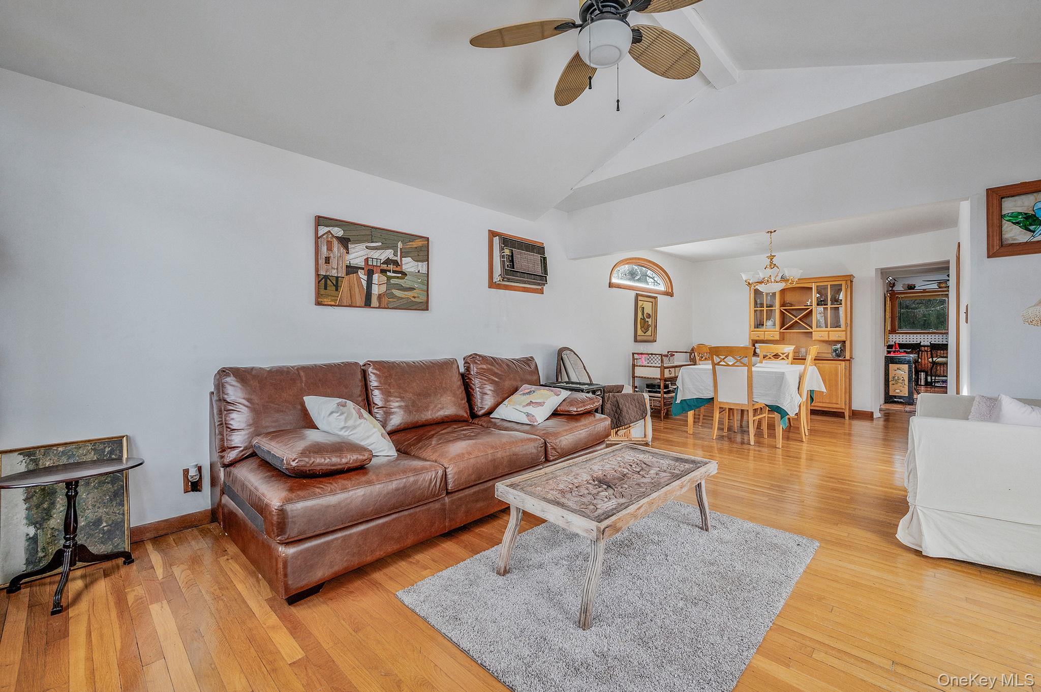 #17 photo, 53 Hewitt Boulevard, Center Moriches , NY 11934