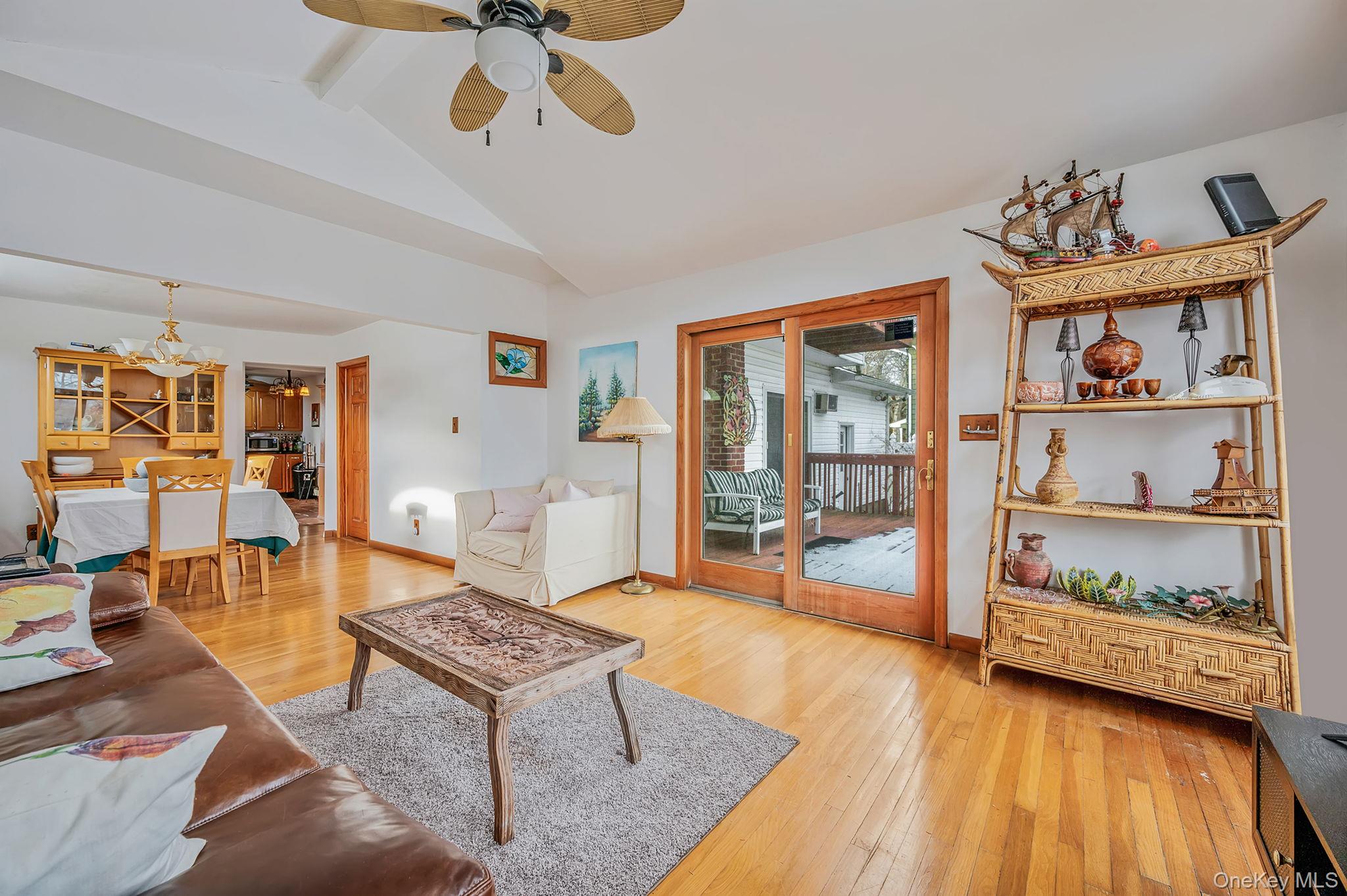 #18 photo, 53 Hewitt Boulevard, Center Moriches , NY 11934