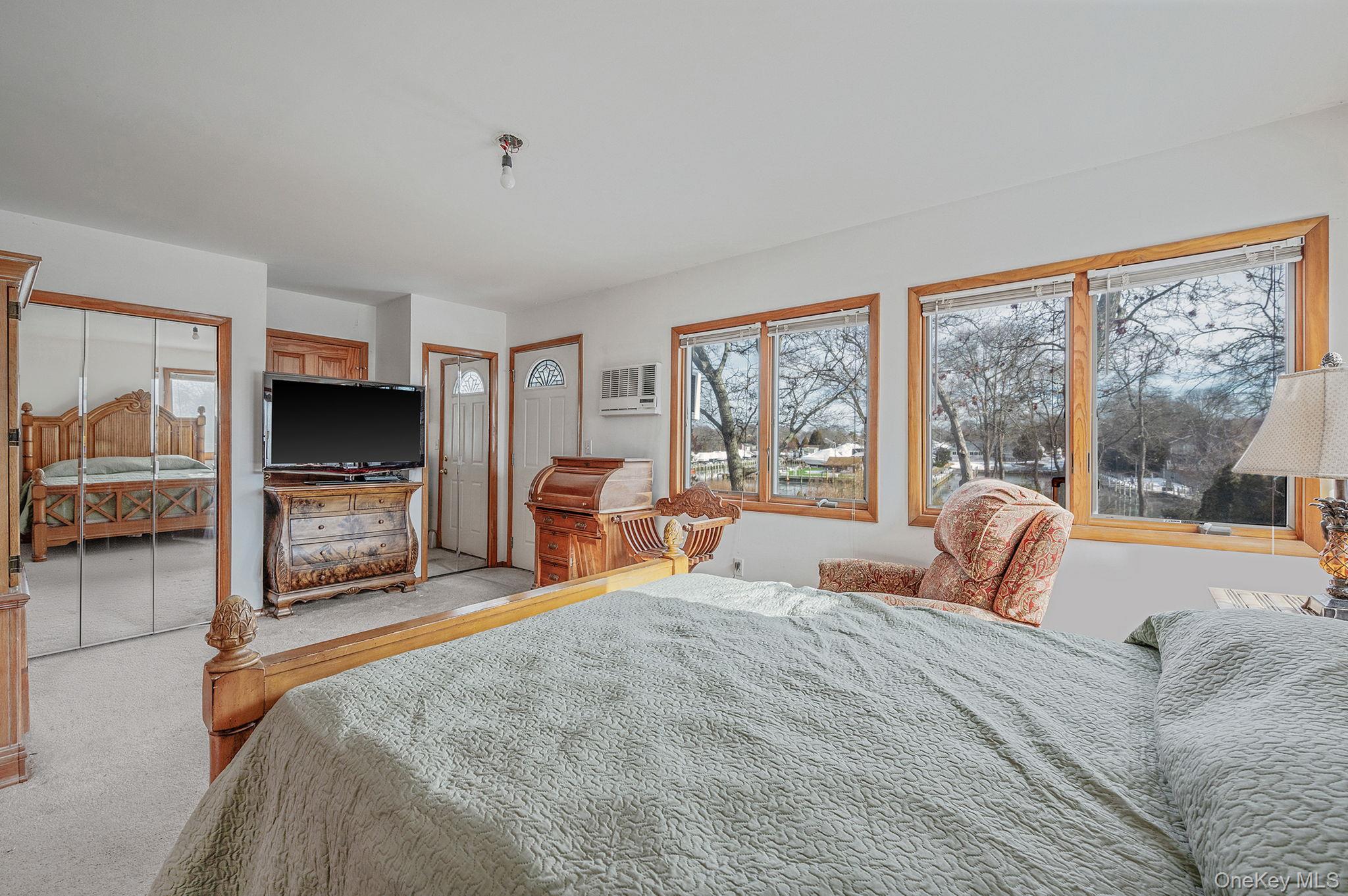 #20 photo, 53 Hewitt Boulevard, Center Moriches , NY 11934