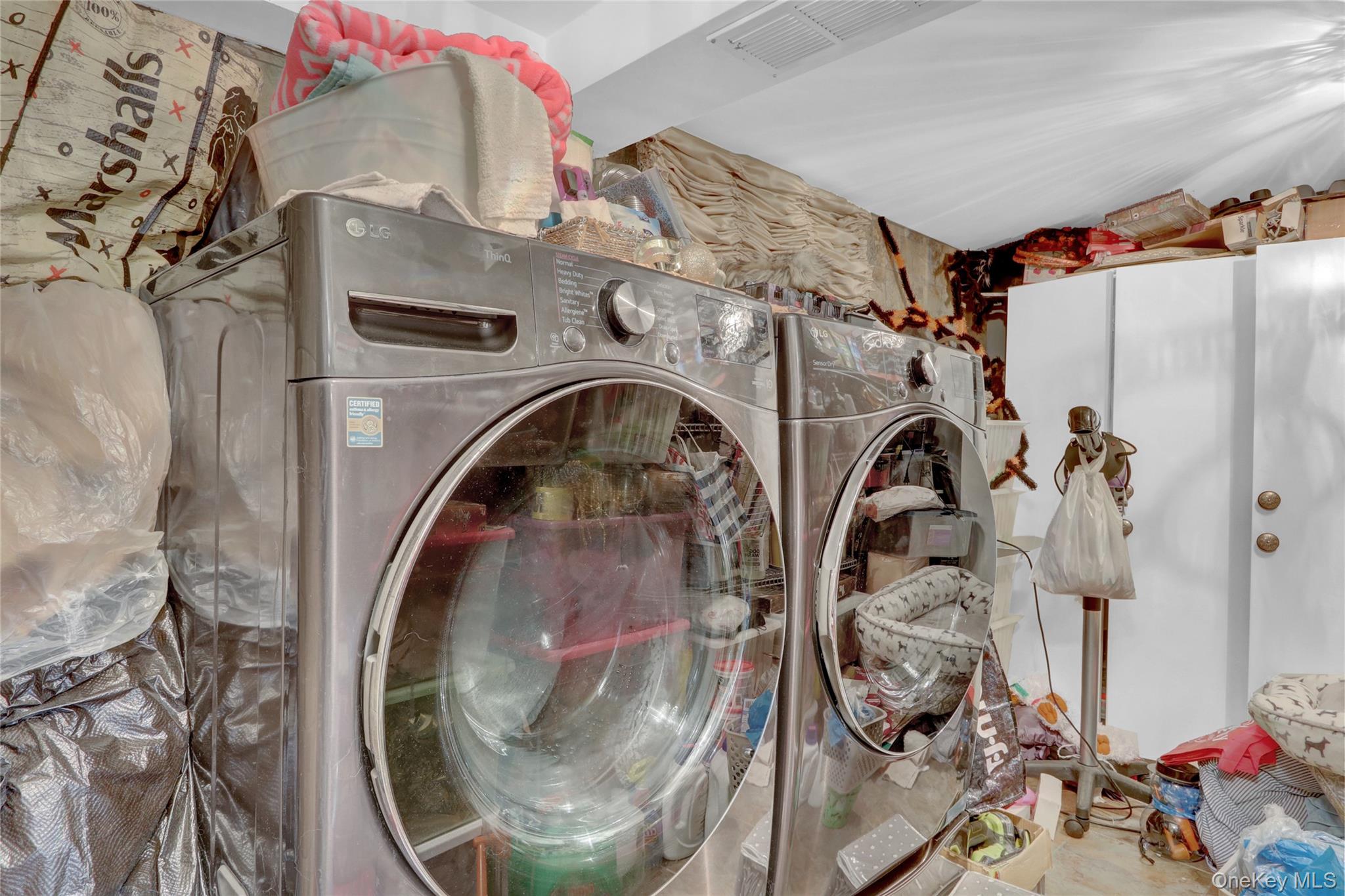 #16 photo, 60-23 77th Place, Middle Village , NY 11379