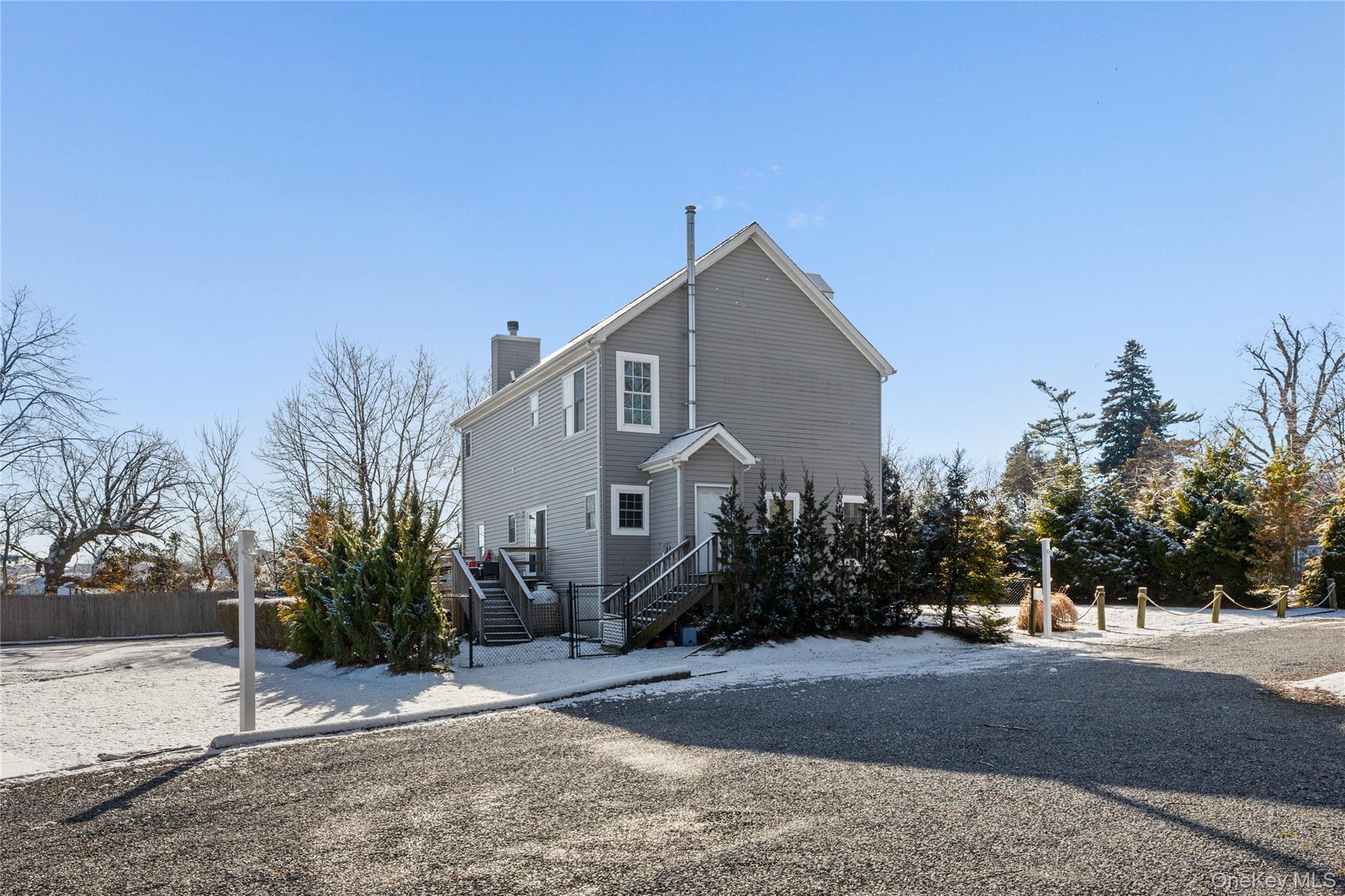 #13 photo, 65 Ocean Avenue, Bay Shore , NY 11706