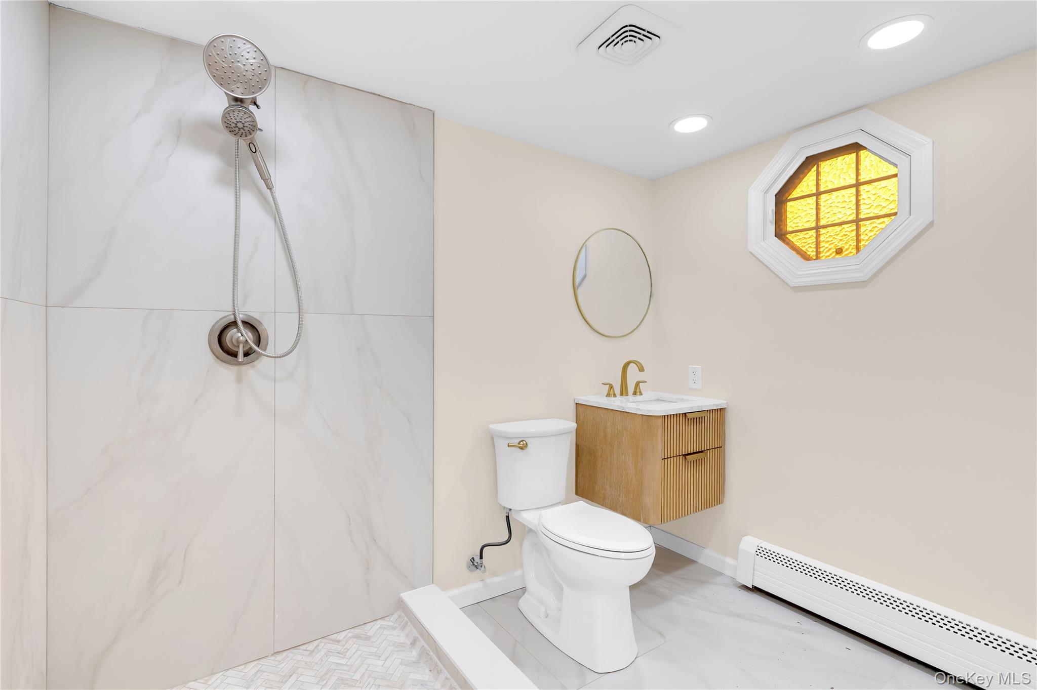 #10 photo, 1554 Holiday Park Drive, Wantagh , NY 11793