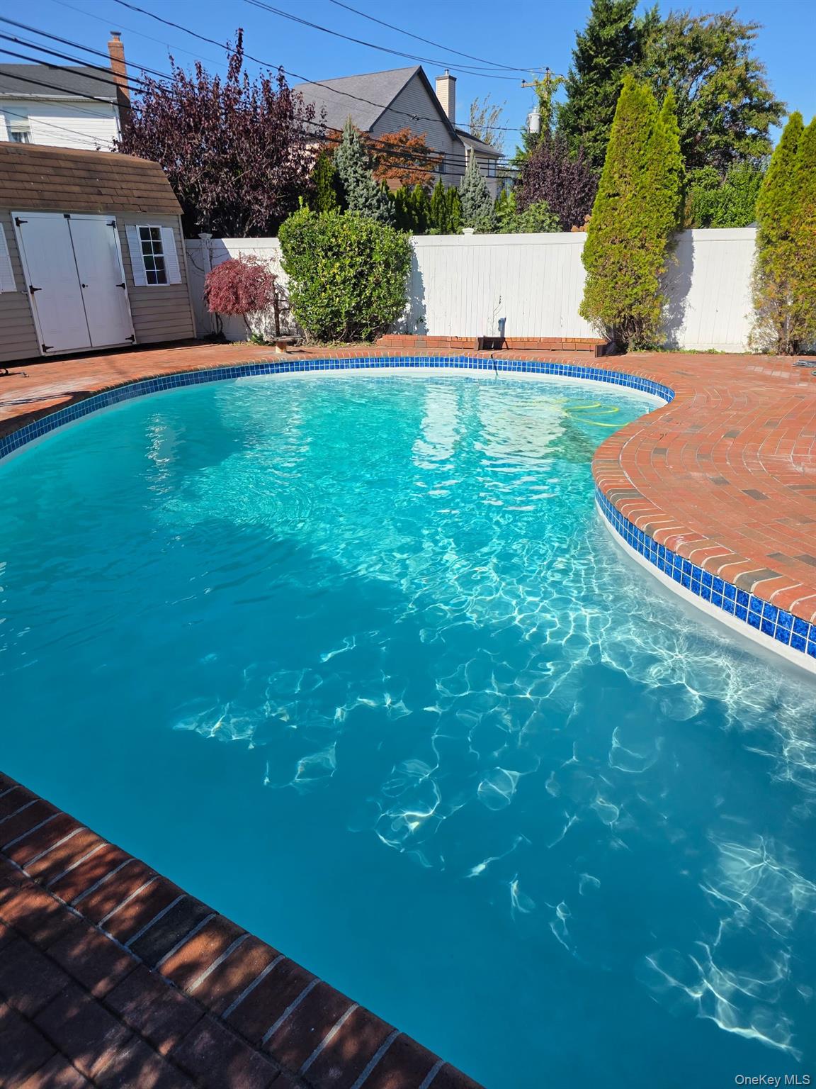 #16 photo, 1554 Holiday Park Drive, Wantagh , NY 11793