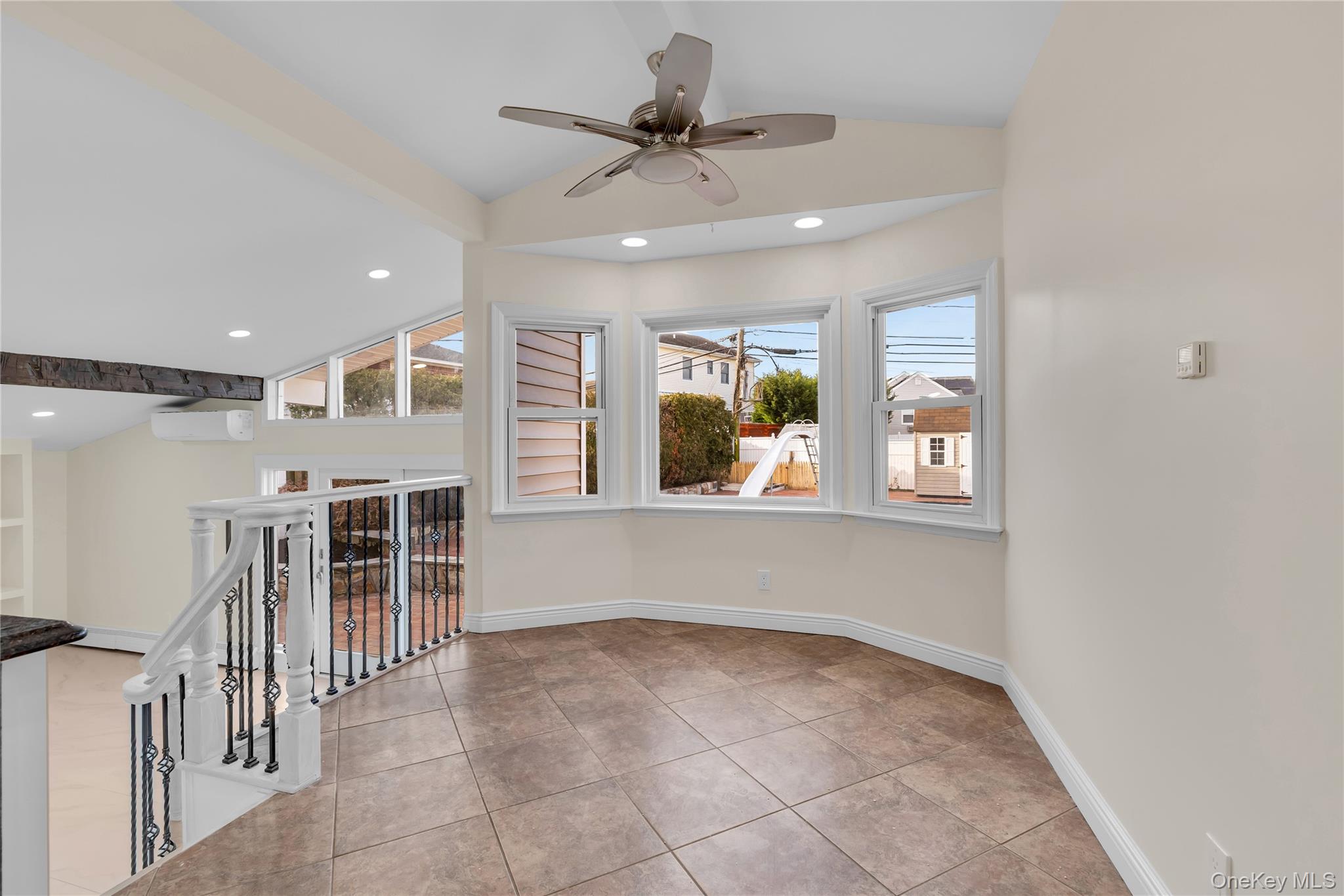 #4 photo, 1554 Holiday Park Drive, Wantagh , NY 11793