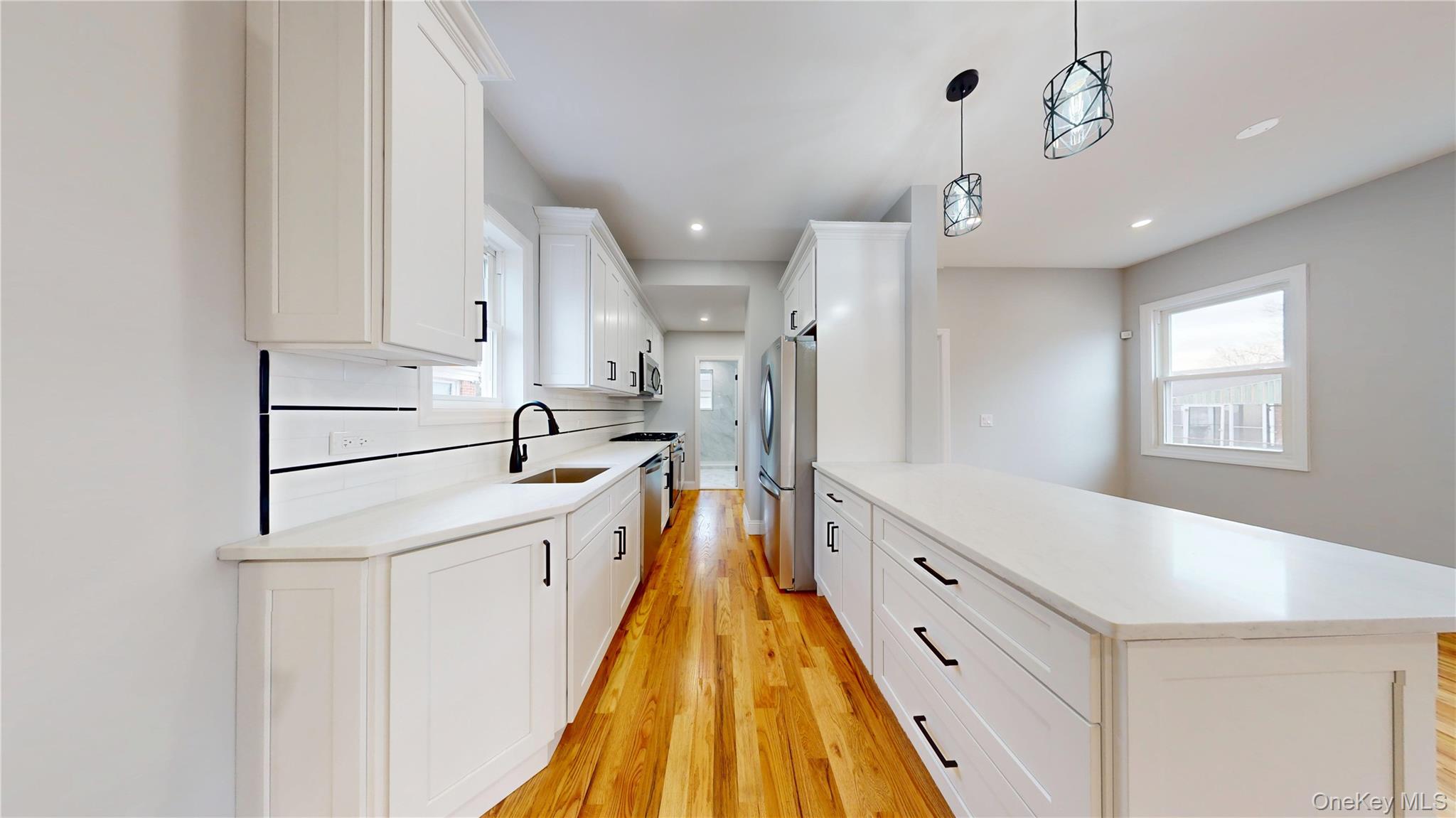 #7 photo, 136-11 Brookville Boulevard, Rosedale , NY 11422