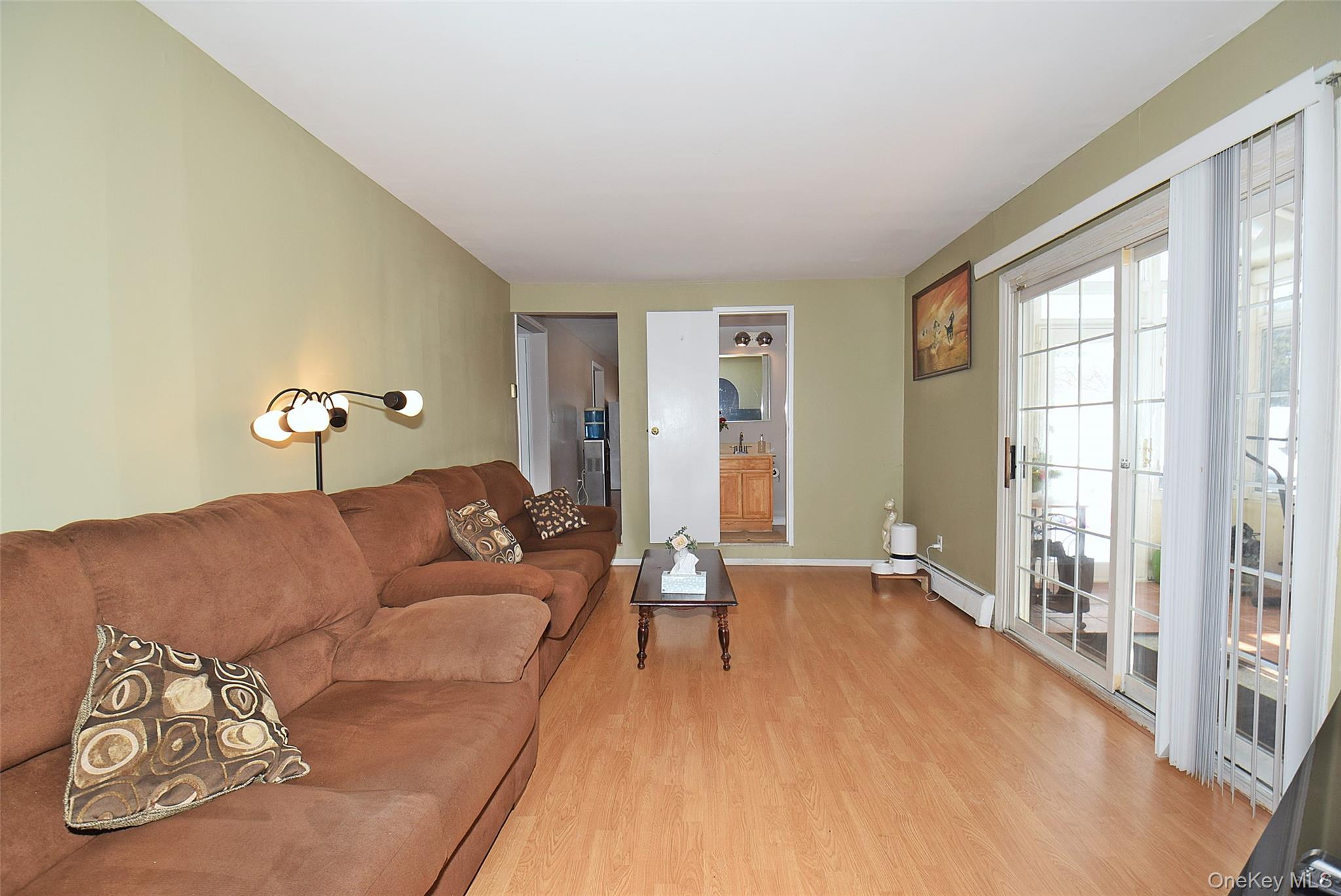 #11 photo, 1055 Coates Avenue, 東長島 Holbrook , NY 11741