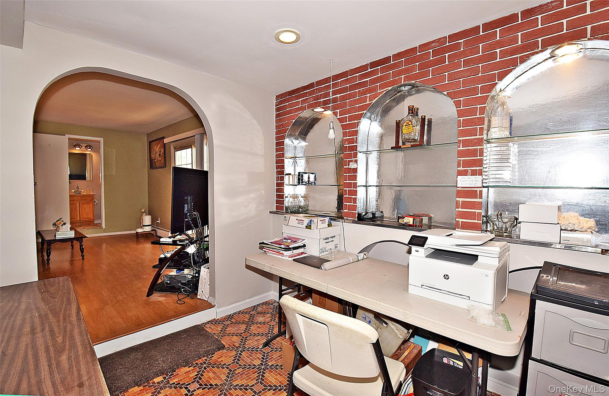 #13 photo, 1055 Coates Avenue, 東長島 Holbrook , NY 11741