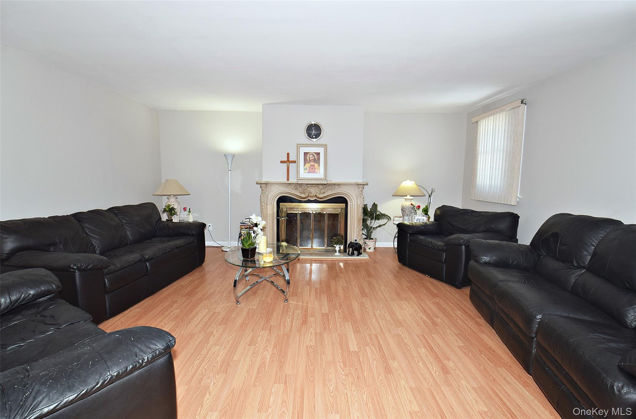 #6 photo, 1055 Coates Avenue, 東長島 Holbrook , NY 11741