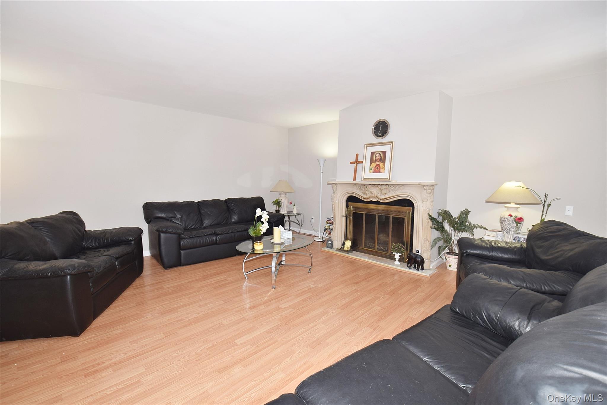 #7 photo, 1055 Coates Avenue, 東長島 Holbrook , NY 11741