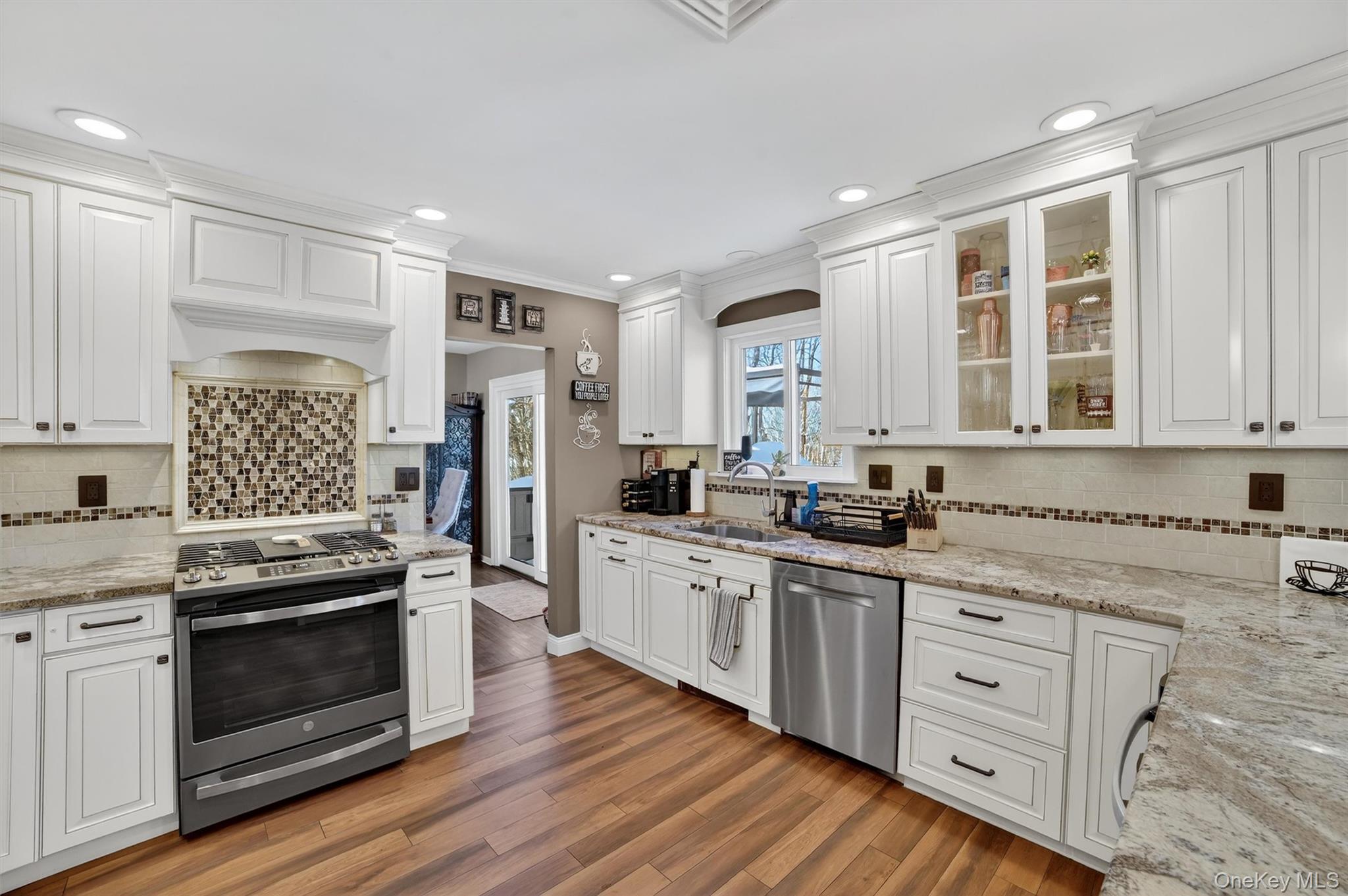 #17 photo, 13 Watergate Drive, Amawalk , NY 10501