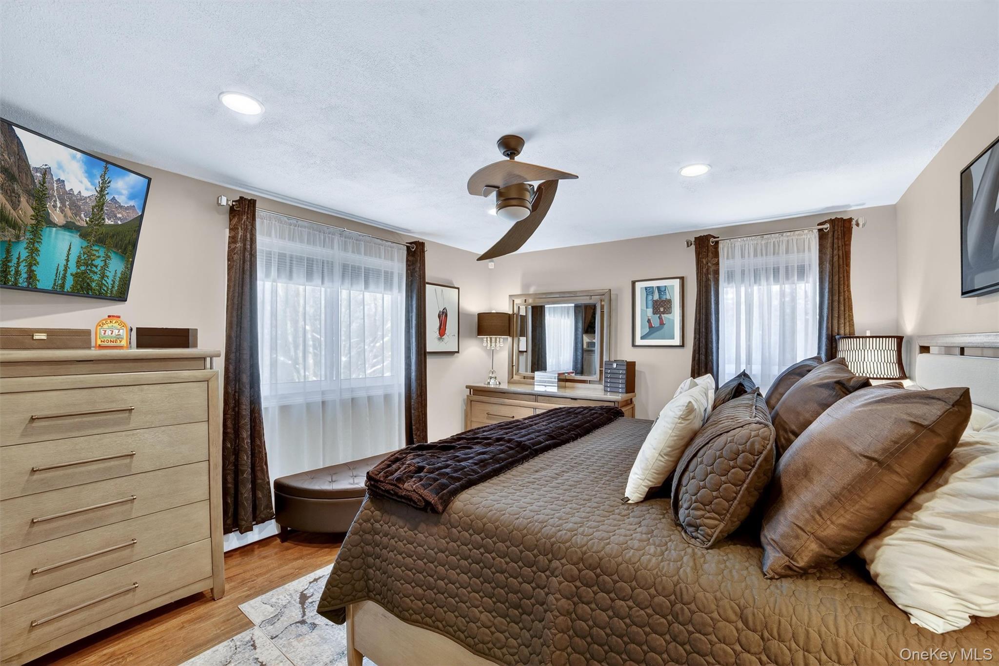 #19 photo, 13 Watergate Drive, Amawalk , NY 10501