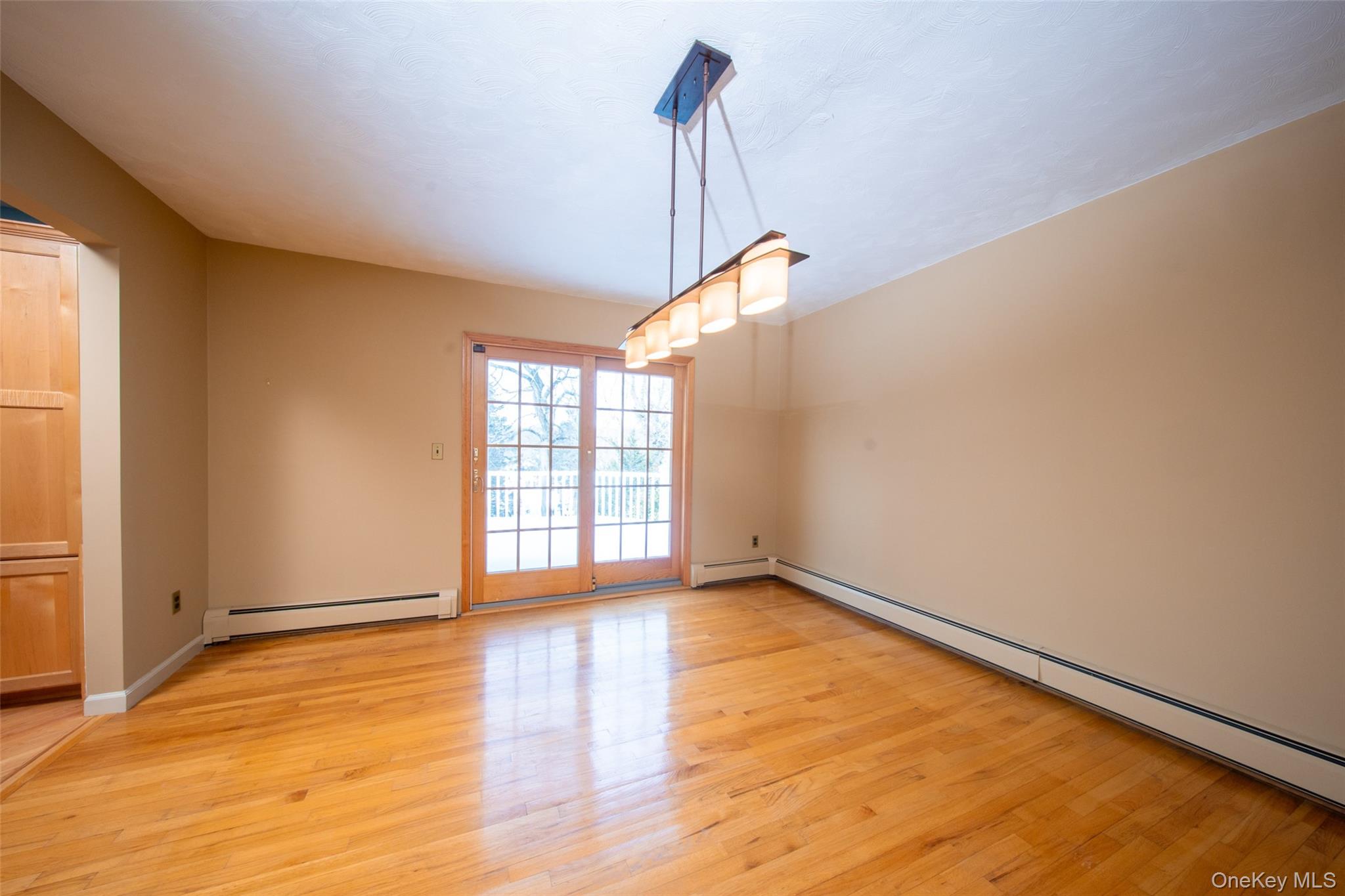 #13 photo, 75 Holland Place, Hartsdale , NY 10530