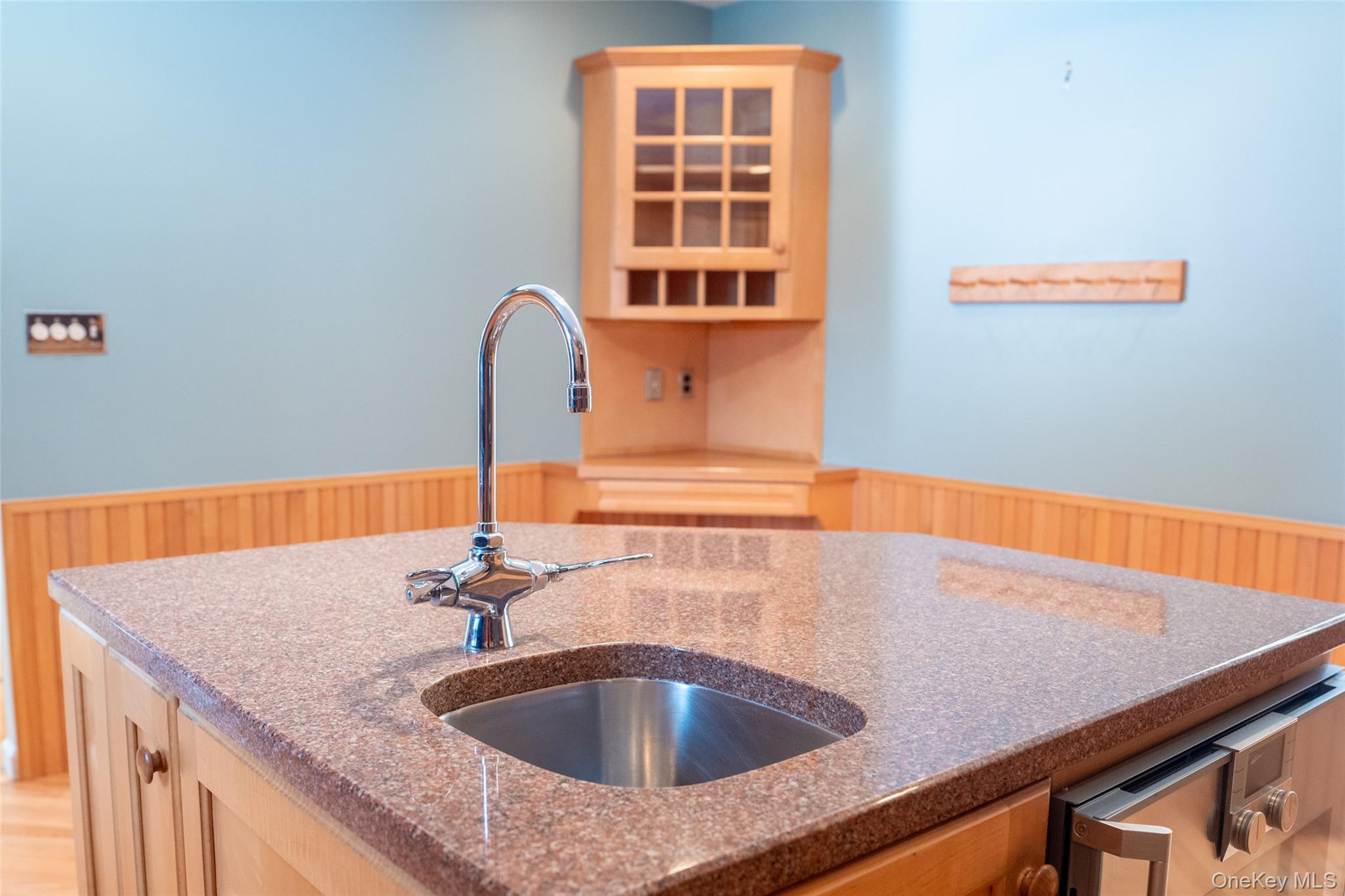 #9 photo, 75 Holland Place, Hartsdale , NY 10530