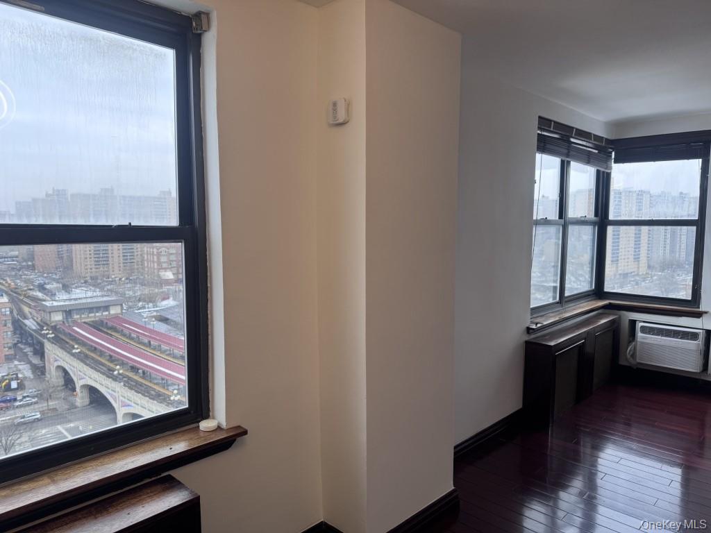 #12 photo, 40 Brighton 1st Road, Brooklyn , NY 11235