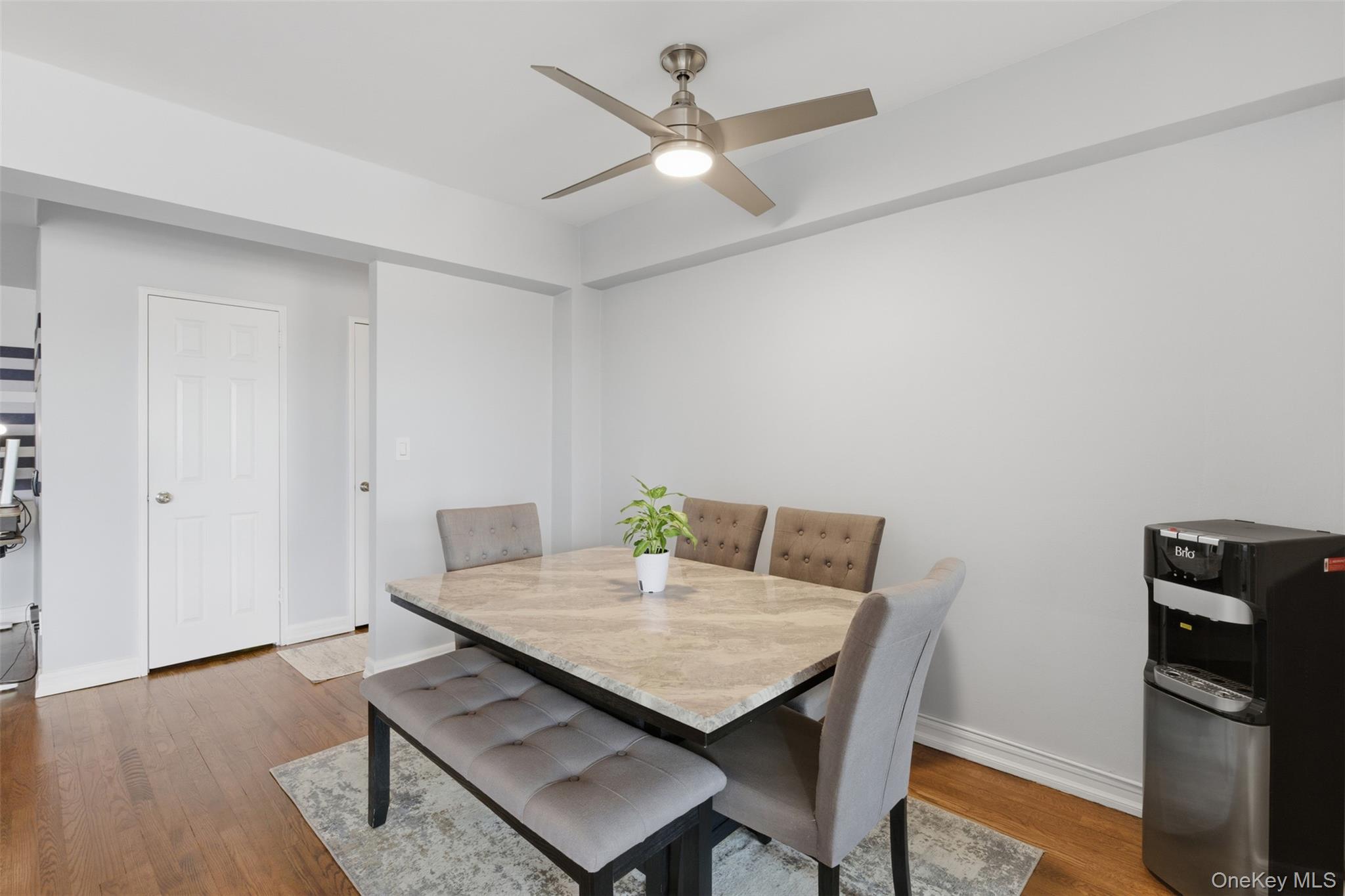 #11 photo, 325 Main Street, White Plains , NY 10601