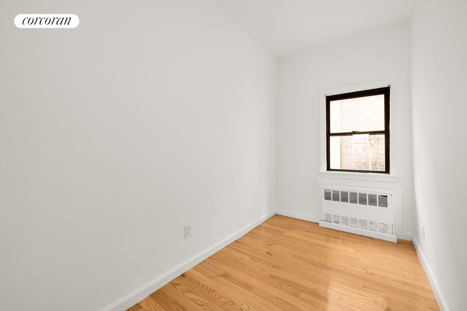 #6 photo, 307 W 20TH Street, Манхэттен ‖ Chelsea , NY 10011