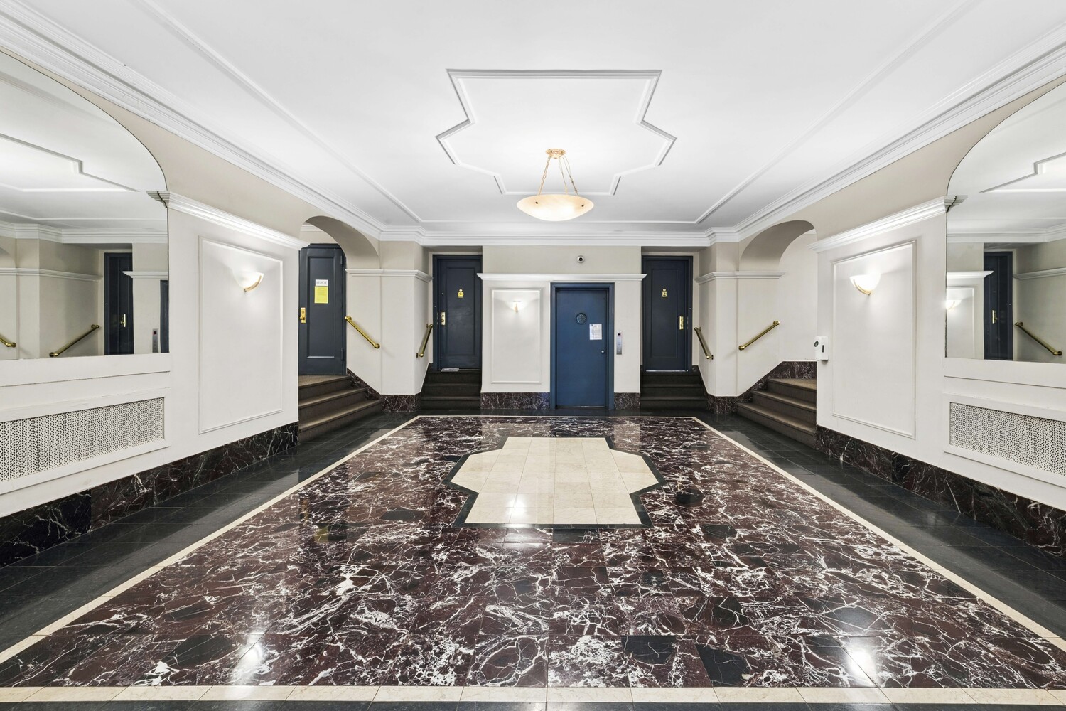 #7 photo, 99 E 4TH Street, East Village , NY 10003