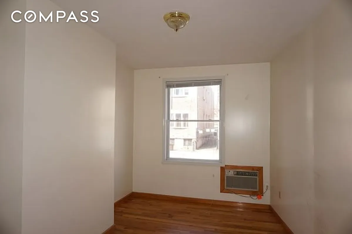 #11 photo, Ridgewood, Ridgewood , NY 11385