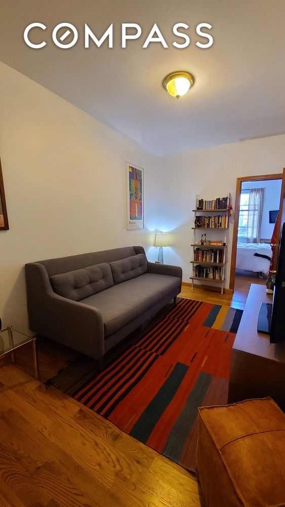 #9 photo, Ridgewood, Ridgewood , NY 11385