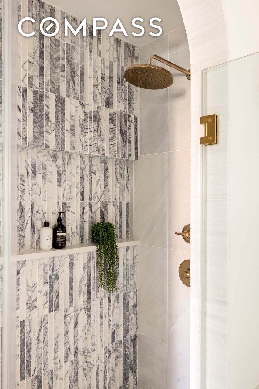 #12 photo, 323 Jefferson Avenue, Bedford-Stuyvesant , NY 11216