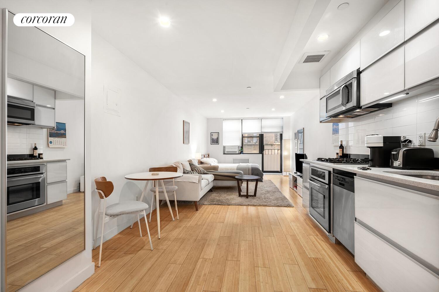 #1 photo, Brooklyn, Williamsburg , NY 11211