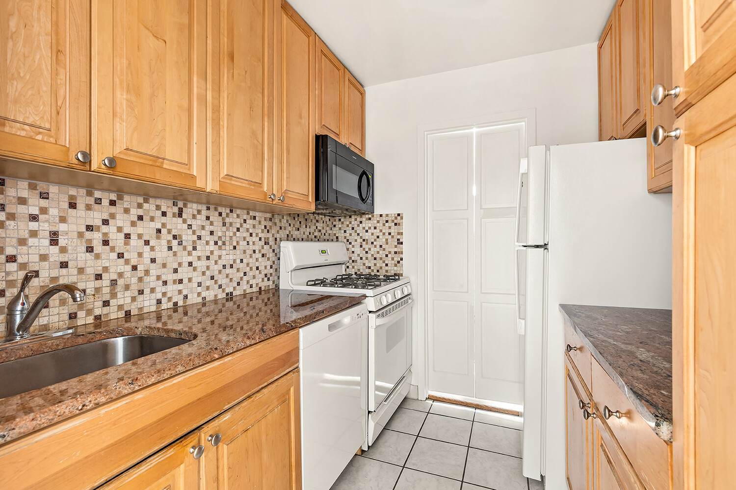 #6 photo, 1160 3RD Avenue, Lenox Hill , NY 10065