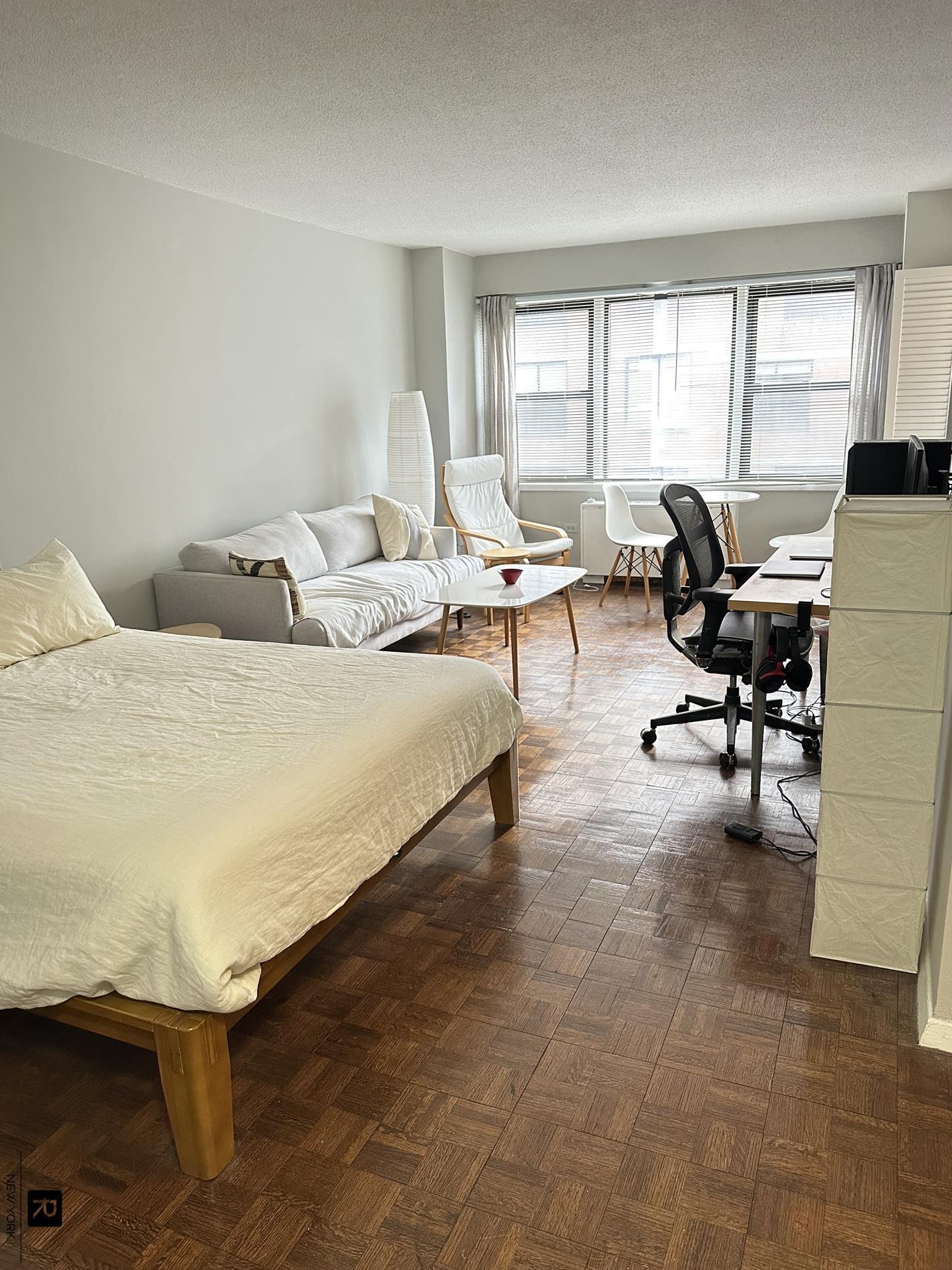 #11 photo, 520 E 81st Street, Upper East Side , NY 10028