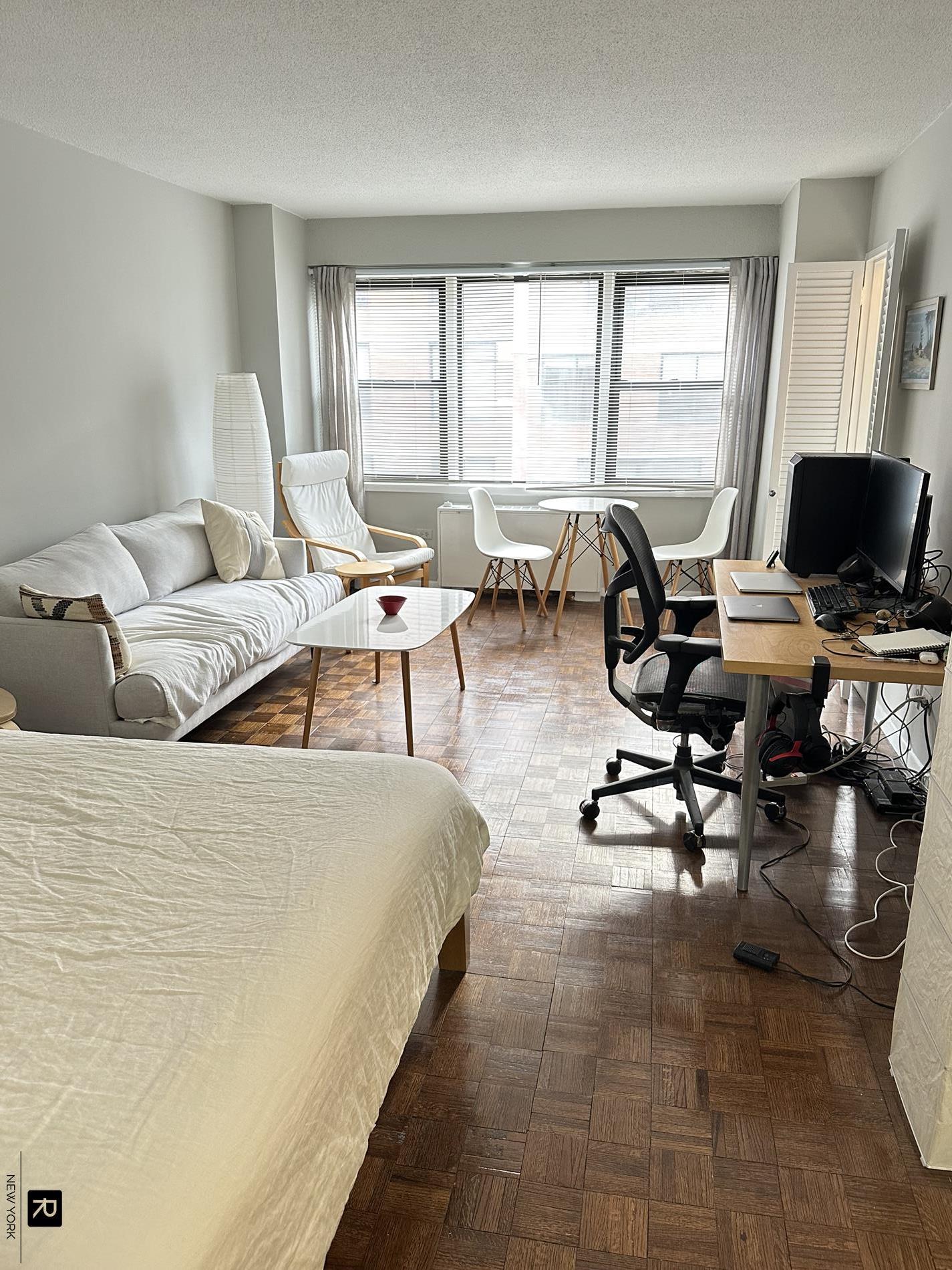 #12 photo, 520 E 81st Street, Upper East Side , NY 10028