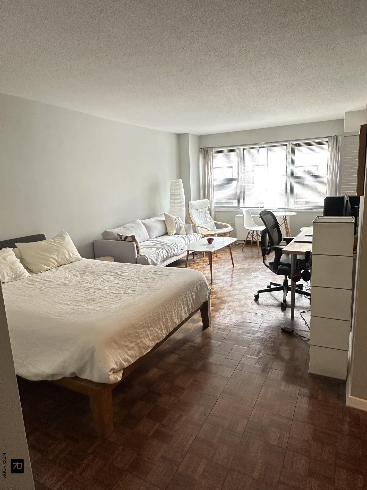 #19 photo, 520 E 81st Street, Upper East Side , NY 10028