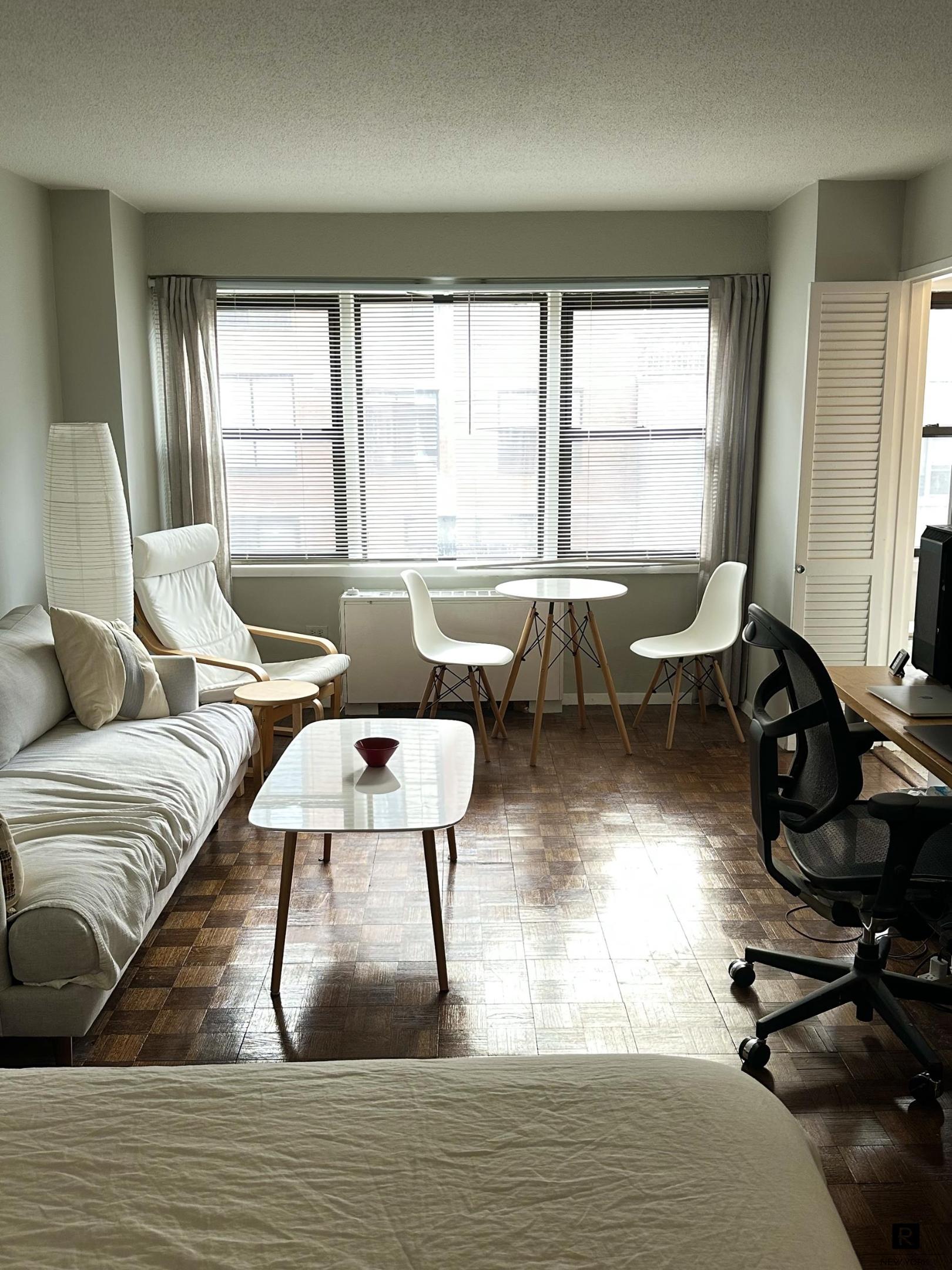 #8 photo, 520 E 81st Street, Upper East Side , NY 10028