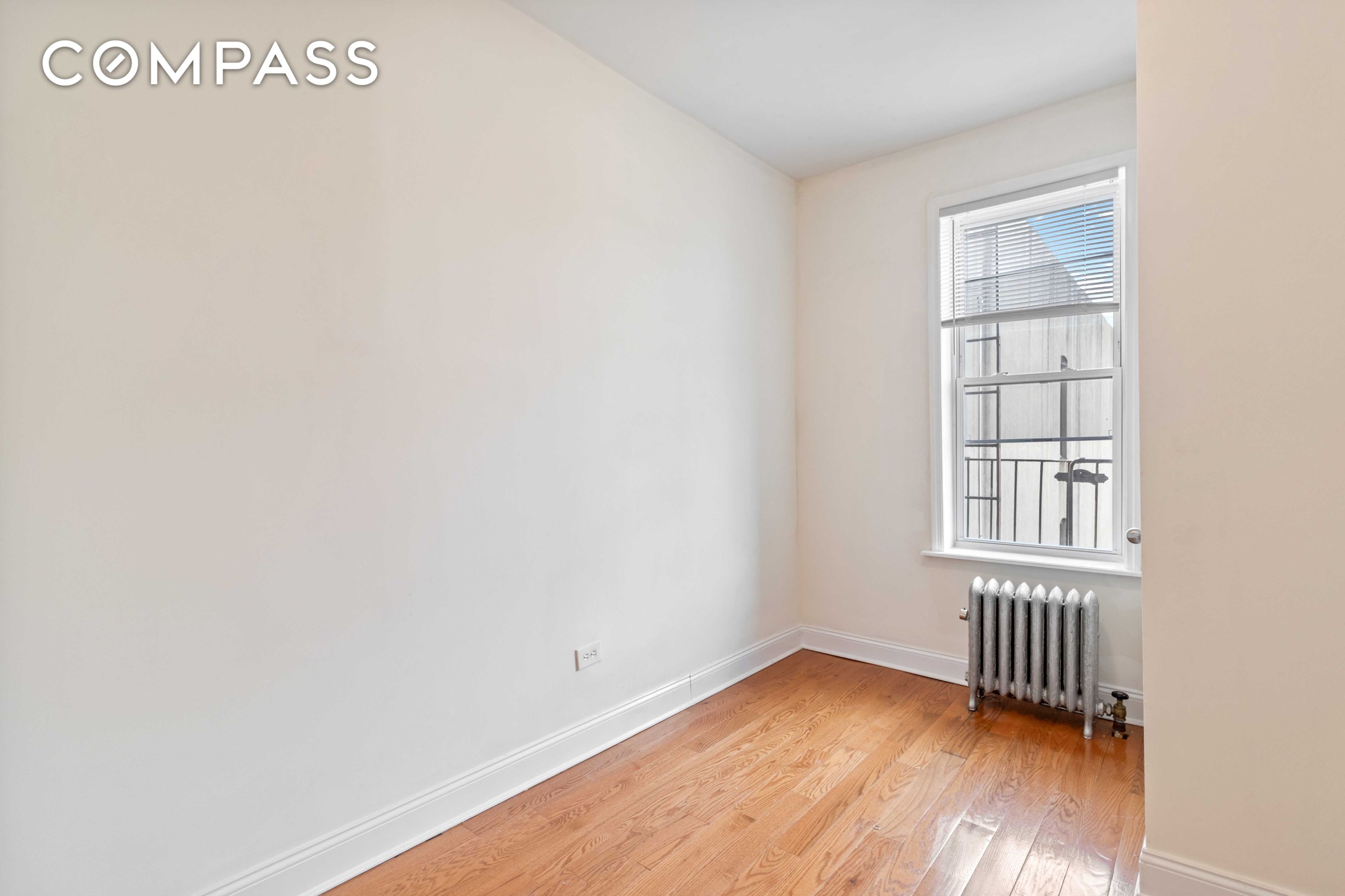 #7 photo, Astoria, Astoria , NY 11105