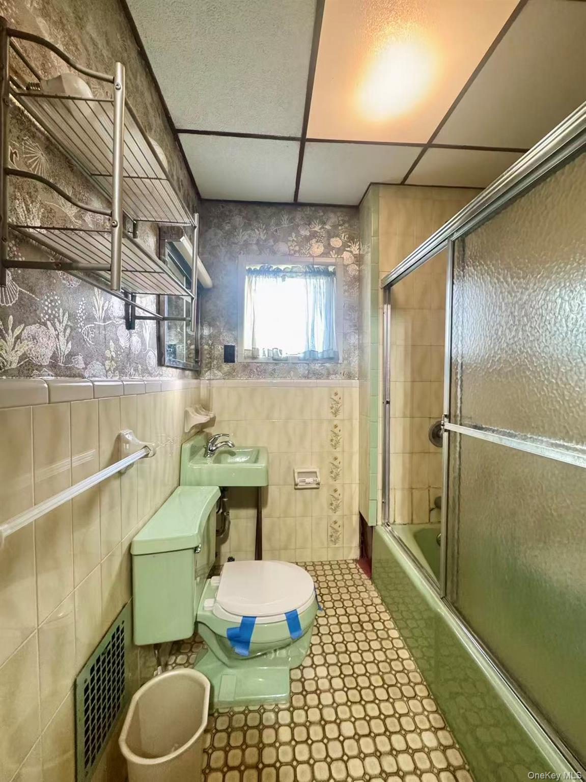 #5 photo, 89-12 88th Avenue, Woodhaven , NY 11421