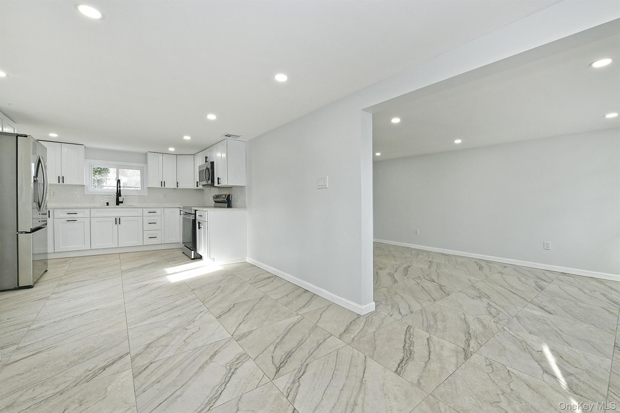 #7 photo, 45 Crown Avenue, Huntington , NY 11743