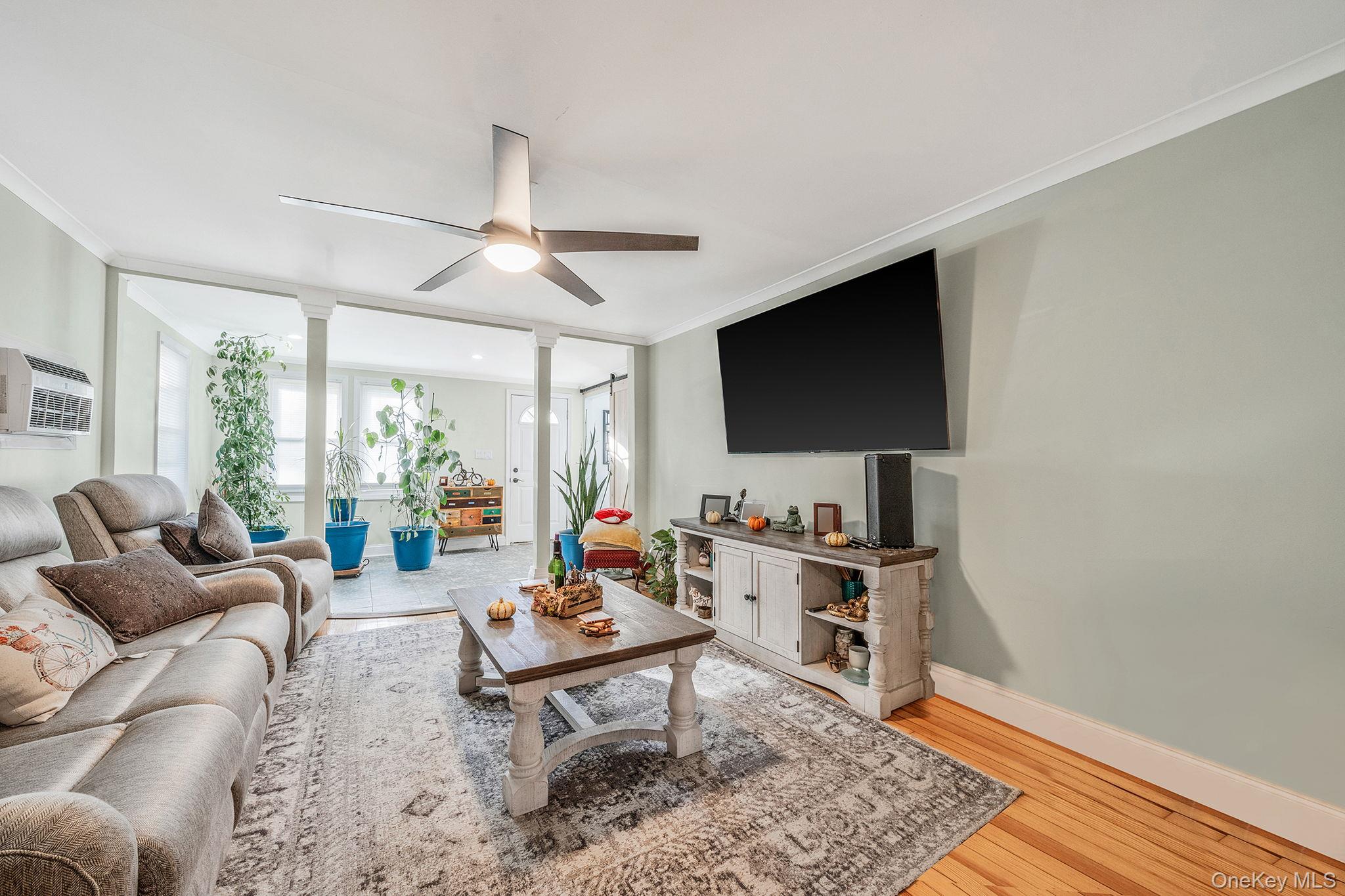 #10 photo, 485 3rd Avenue, Bayport , NY 11705