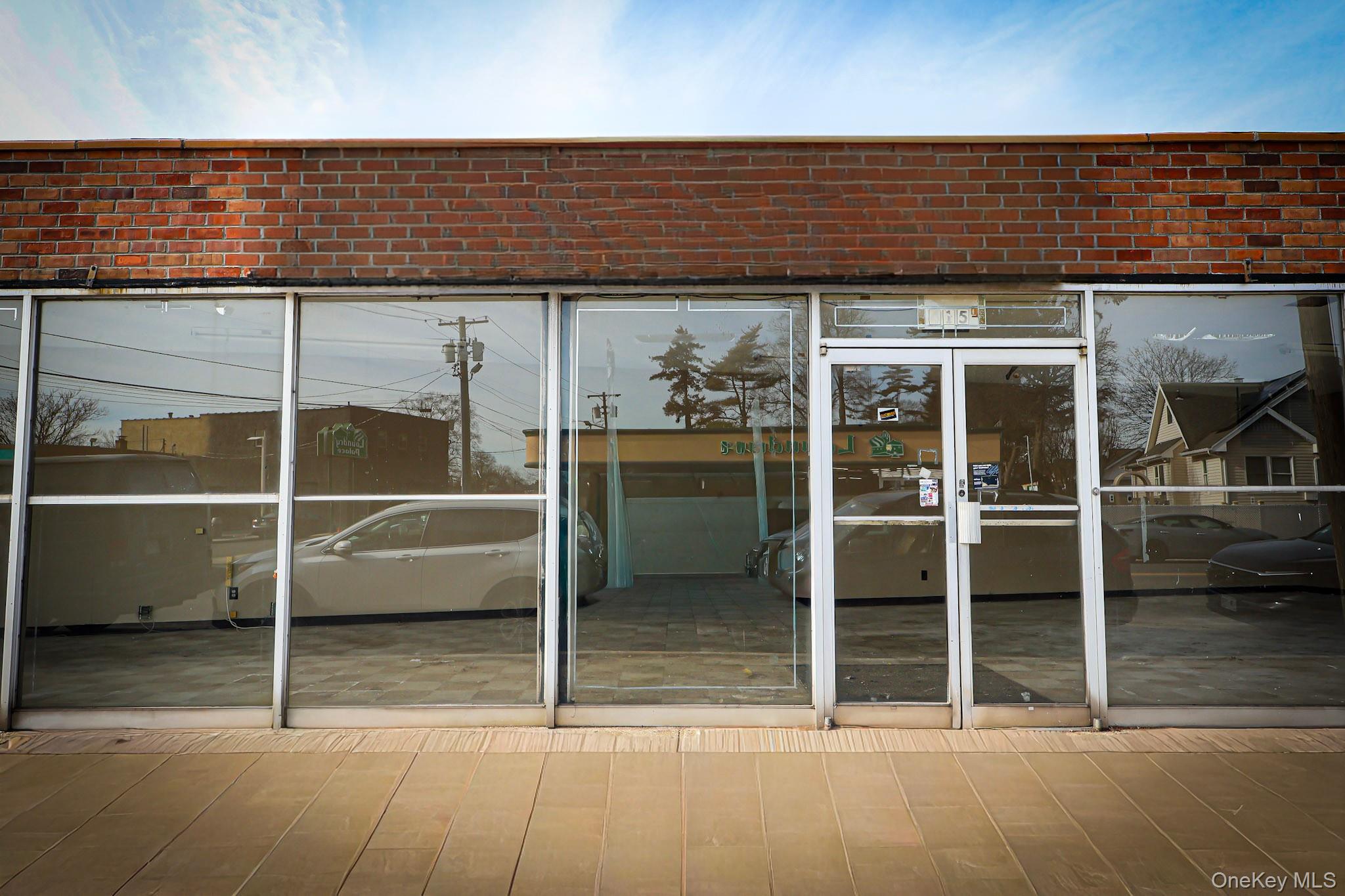 #1 photo, 415 Clinton Street, Hempstead , NY 11550