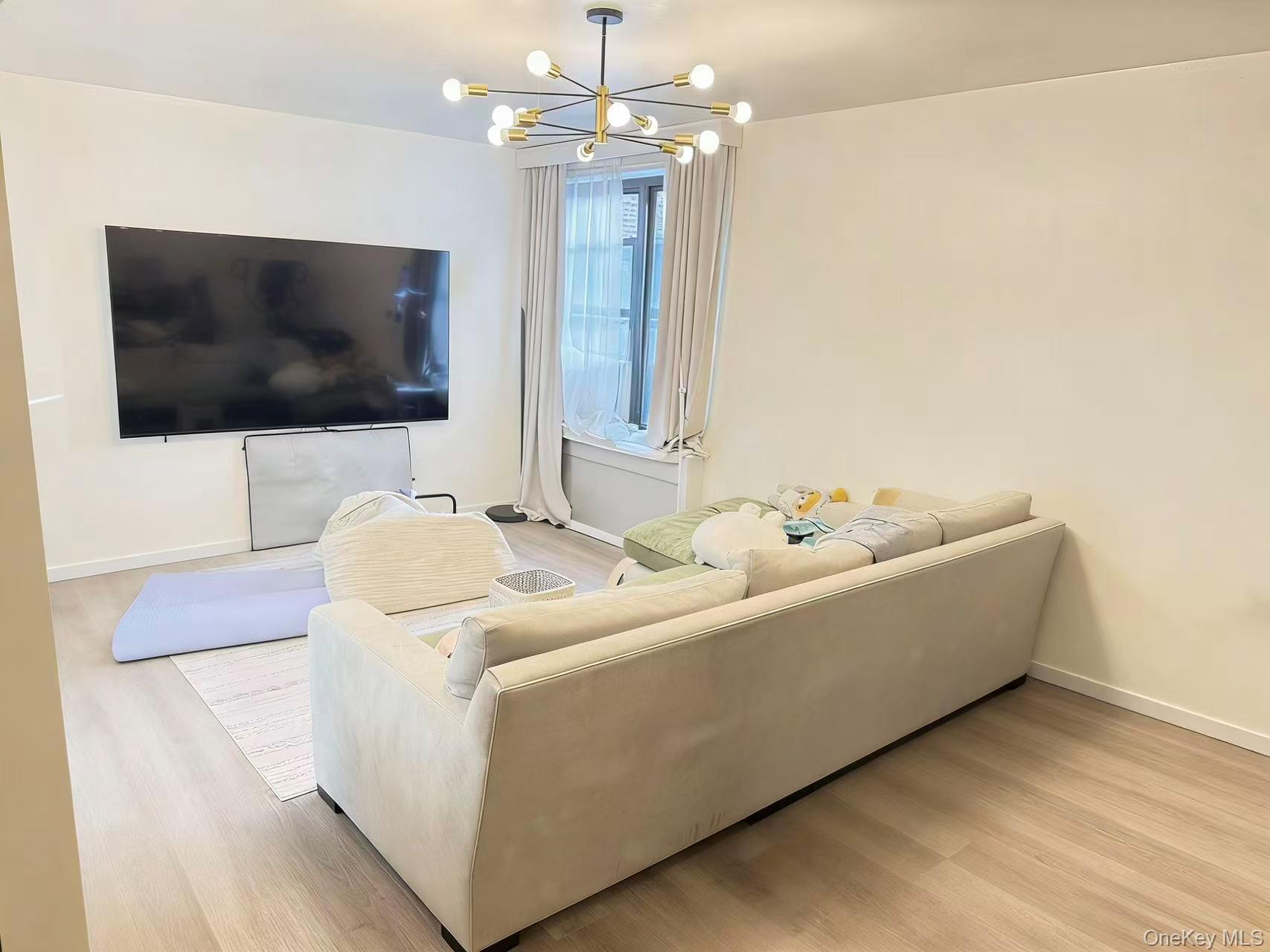 #5 photo, 3815 149th Street, Flushing , NY 11354